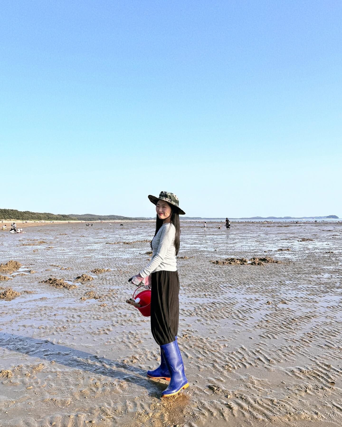오래전부터 고대하던 해루질🦪🐚༚✧˳⁺⁎ 낚시하고 조개캐고 먹고 또 먹고ෆ̈ 좋아하는 사람들과 햅삐 주말🫧