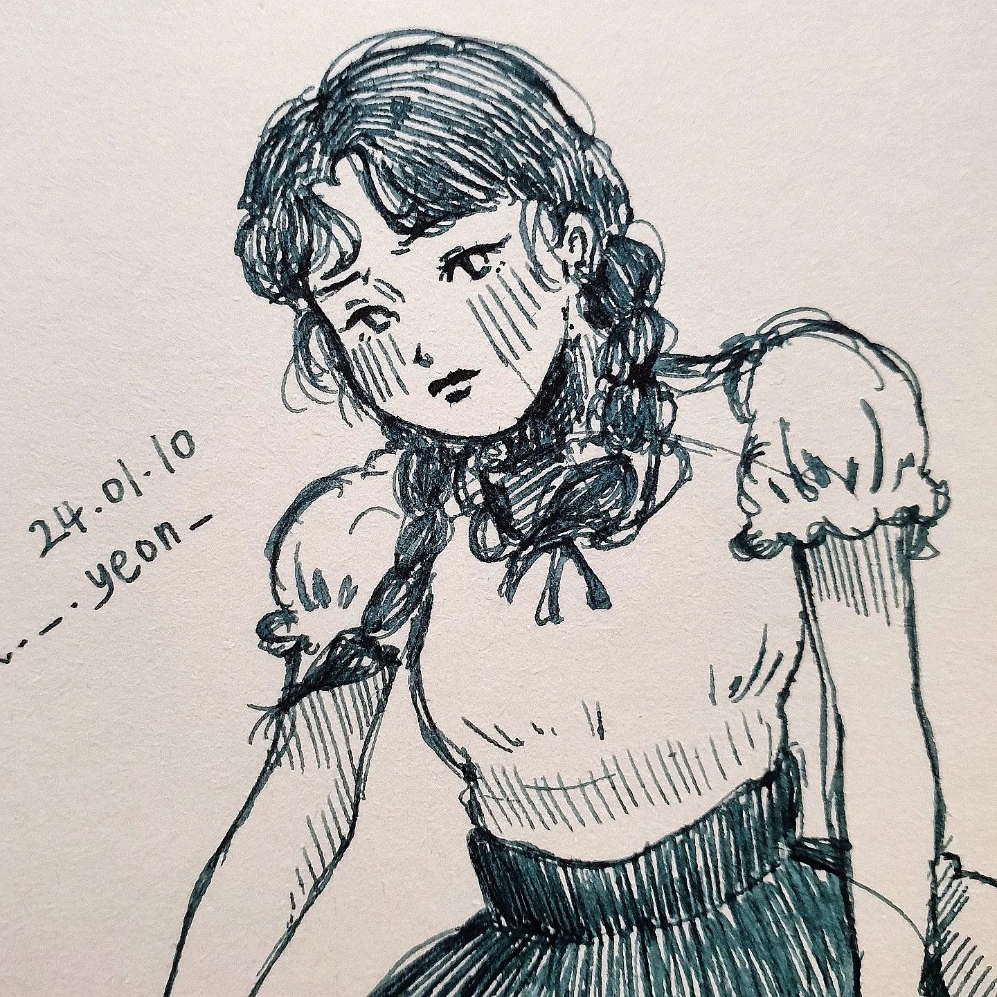 👧뭘바
.
.
#드로잉 #스케치 #손그림 #만년필 #만년필드로잉 #그린 #drawing #sketch #work #pencildrawing #pendrawing #양갈래