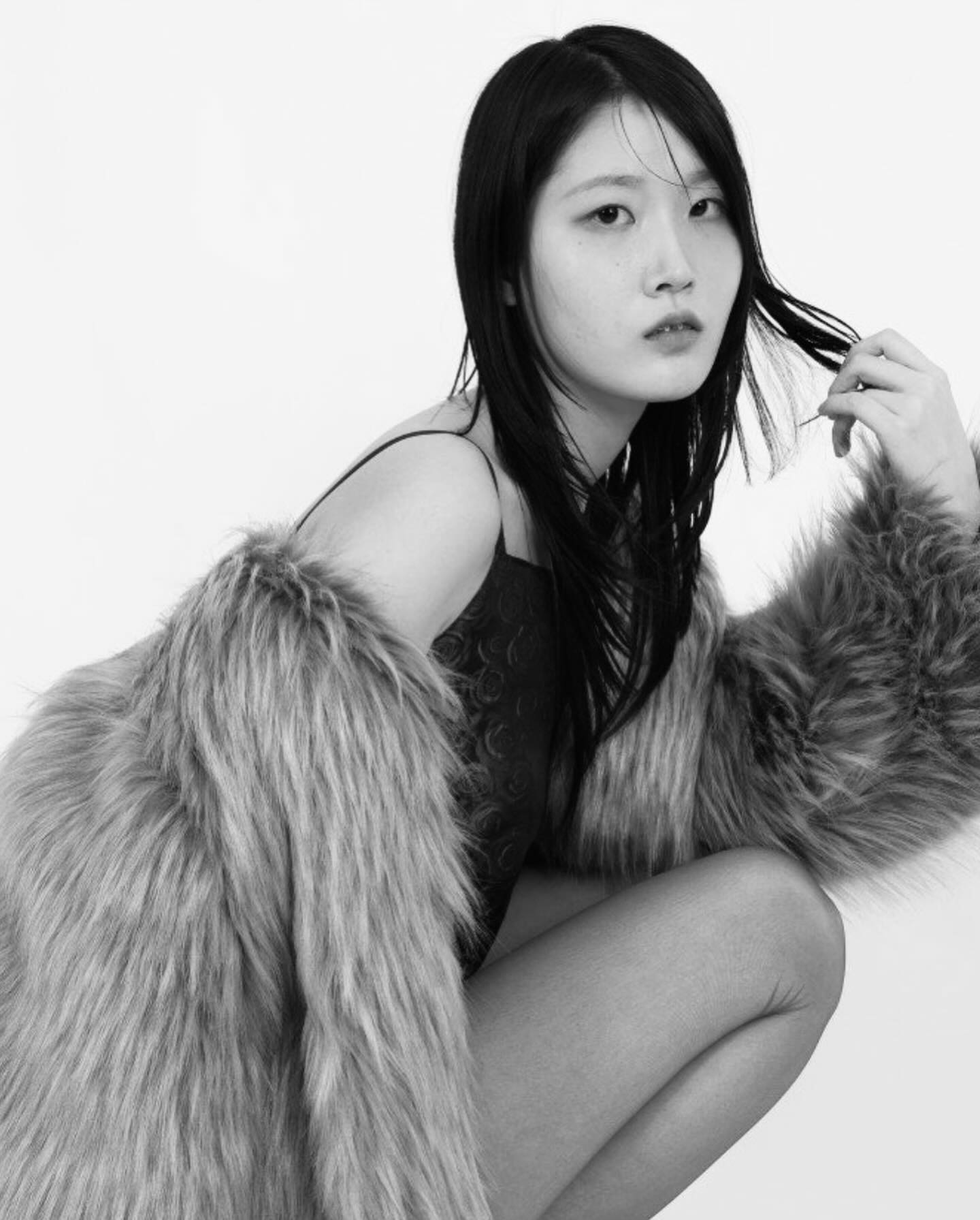 🖤like❤️

#model #fashion #mood #red #likesforlike #ffff #모델 #패션모델 #개인작업 #모델개인작업