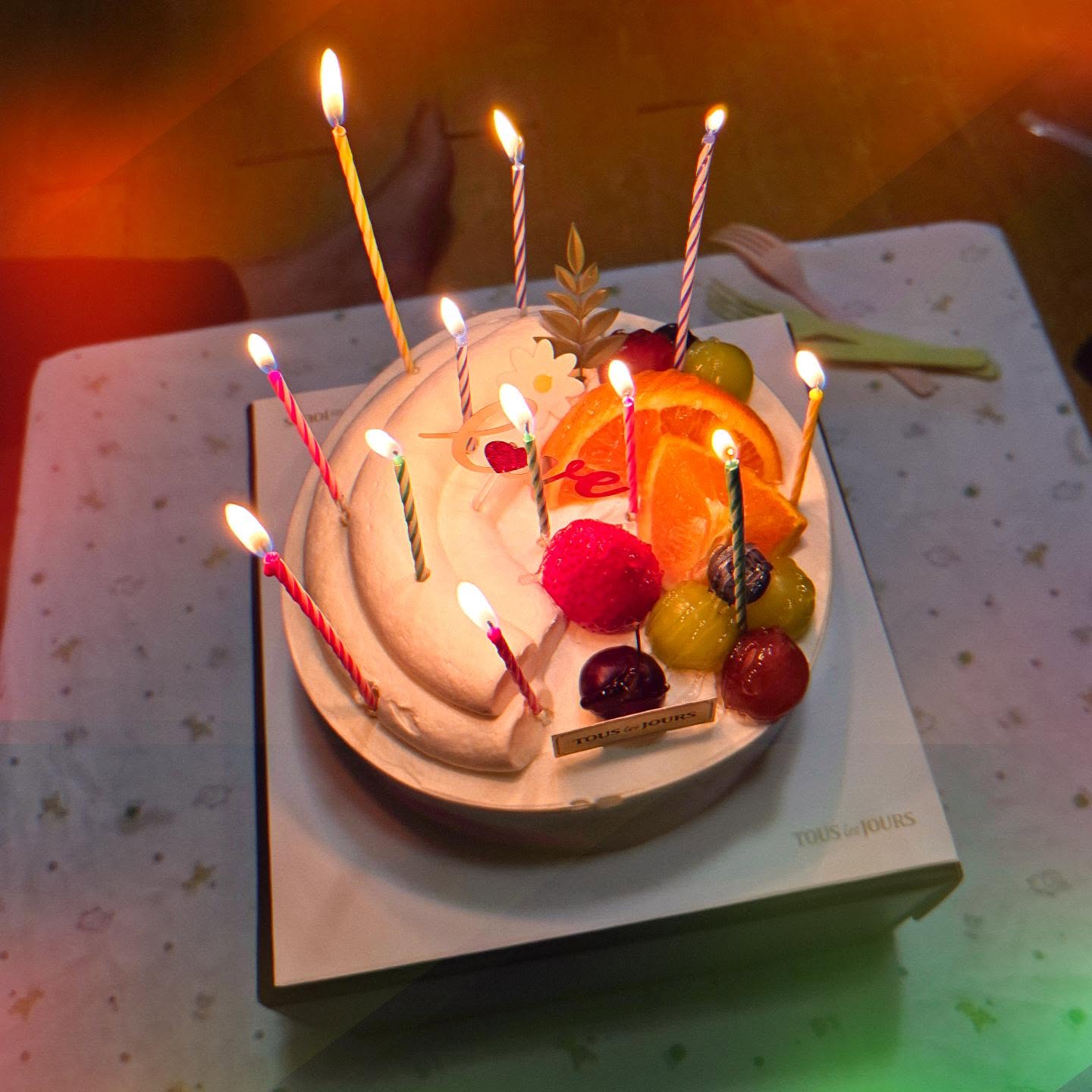 생일은 내일이지만~~
신랑이 야간근무라 오늘
가족끼리 생일축하♡

#생일케이크 #내생일🎂 #힐링아무