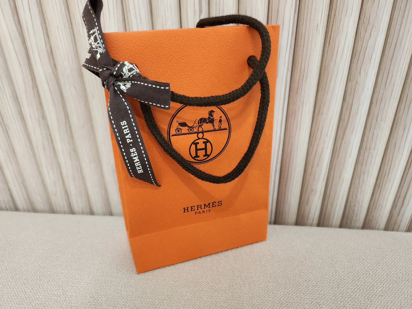 역시 에르메스
립스틱하나도 부티가 좔좔이네
잘쓸게🥰

radiantblissful 

#에르메스