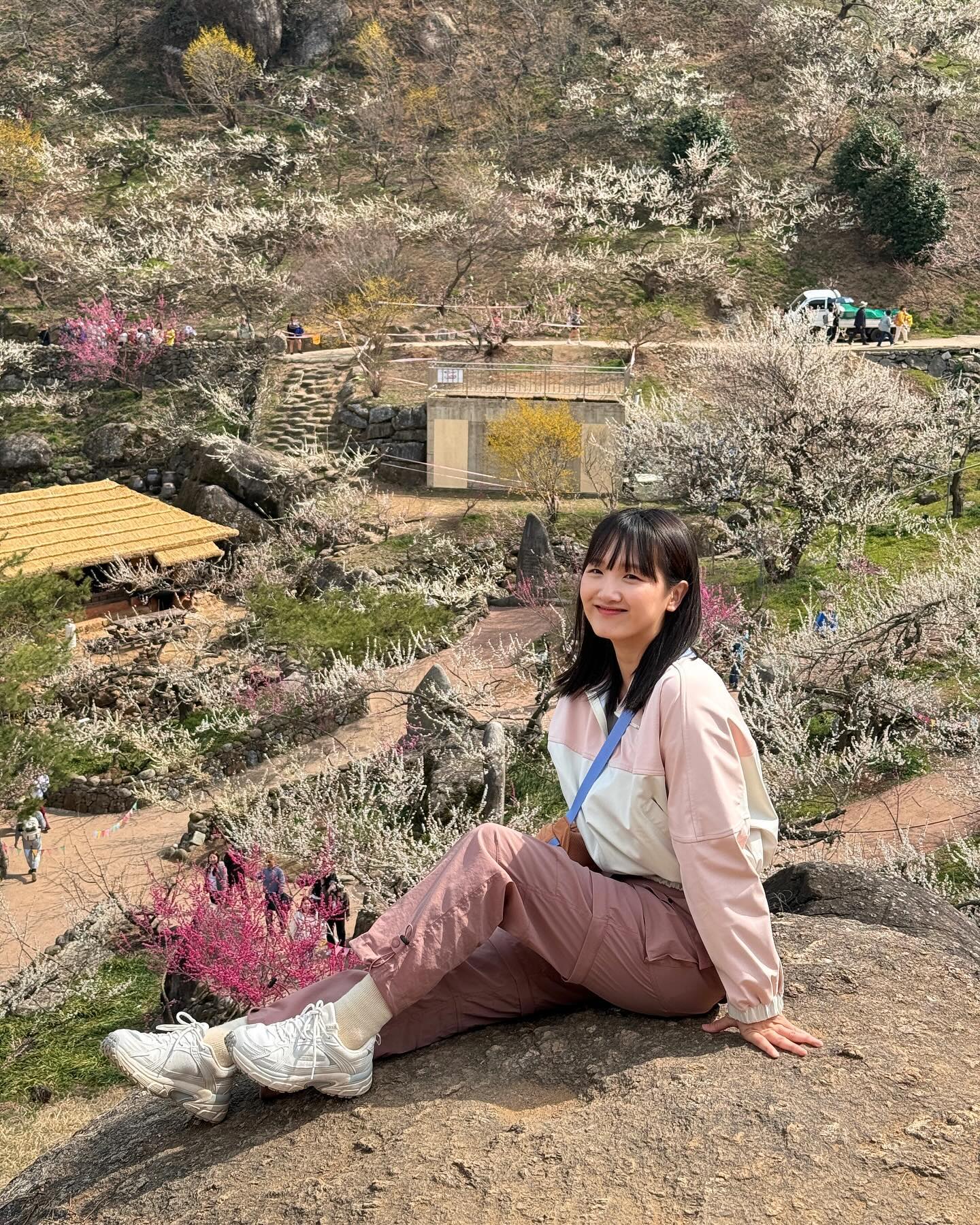 오염된 물을 정화하기 위한 가장 좋은 방법은
불순물을 하나 하나 덜어내려 하는 것 보다
깨끗한 물을 다시 채우는 것이라 합니다🚰💦

좋은 사람들과 좋은 일로 채우고 
근심 걱정 덜어내는 나날 되세요 🌈
⠀

📍광양매화마을

🚗 위치 : 전남 광양시 다압면 지막1길 55
🚶‍♀️ 소요시간 : 3시간 (휴식 포함)

🚌 swtour_official 
⠀