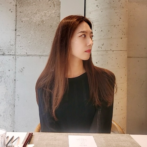 A. 아... 음식언제나와?!😫
B. 🤤츄르르릅 냠냠 쩝쩝 !! 
C. 하아~~ 좀 들어가니 웃음이 나오네, 🤭

🚨주의, Daon을 굶기지 마세요. 극도로 예민해집니다. 크릉!

오랜만에 블랙 블랙, 나는 블랙! 
블책원피스도 나름 괜찮지?? 👀 말 잘해라. 
나 지금 배고프다~~~~