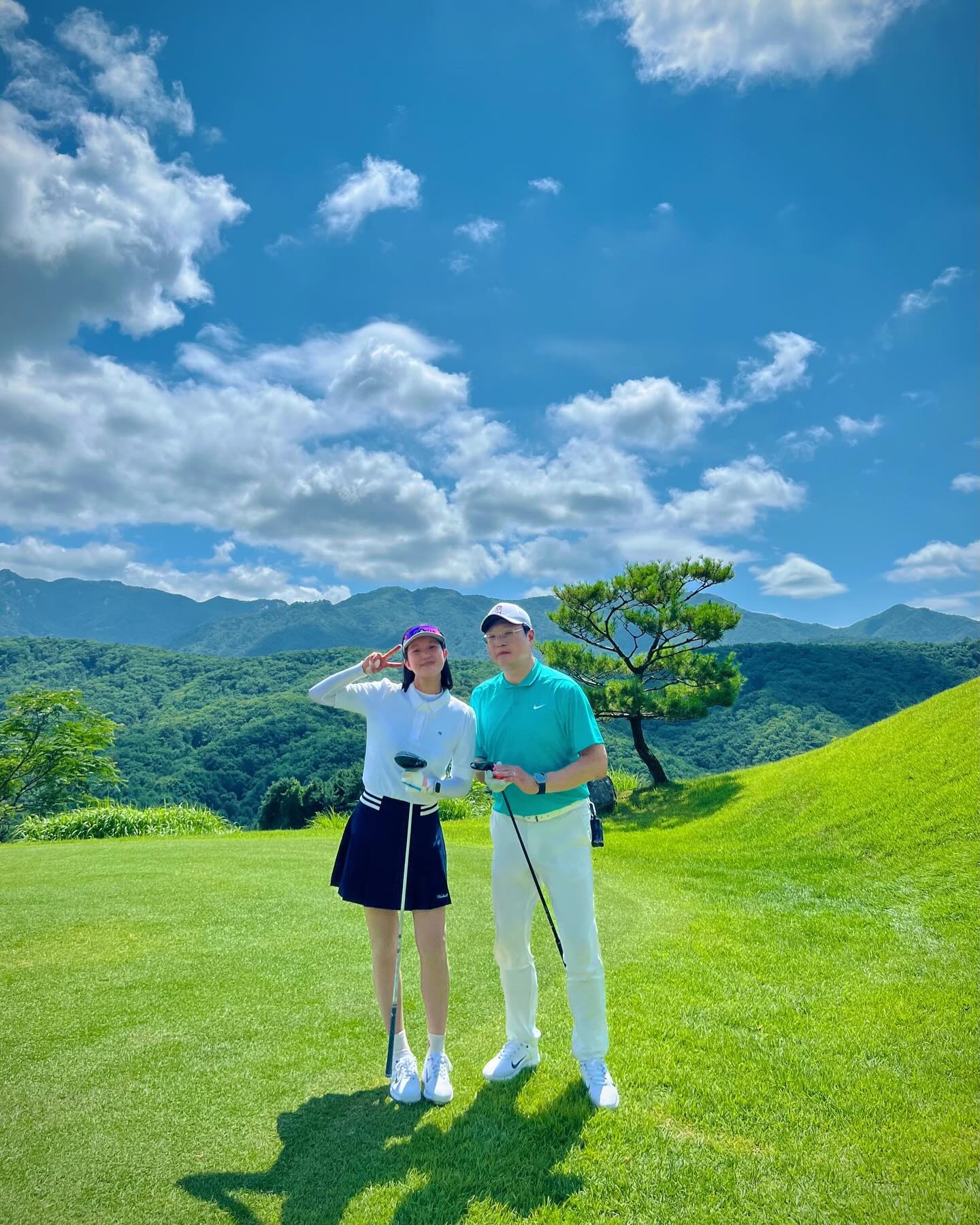 -
격하게 질치고 싶다😤

#백돌이 #만년골린이 #잘치고싶다⛳️ #부부골프 #취미생활 #golf 
#레슨시급함🏌️‍♀️ #연습만이살길이다 #라운딩 #포레스트힐cc 
#부부라운딩 #부부취미