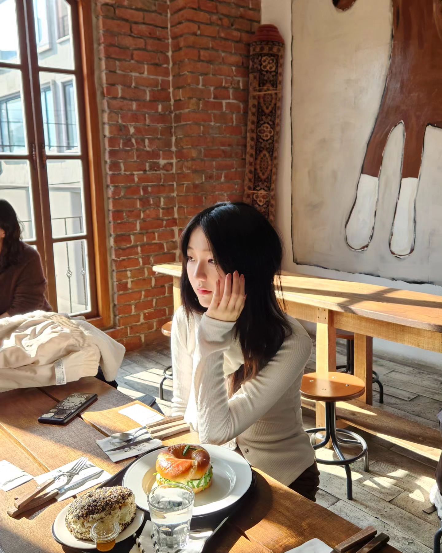 ☕🥯

#런던베이글뮤지엄 #압구정 #카페