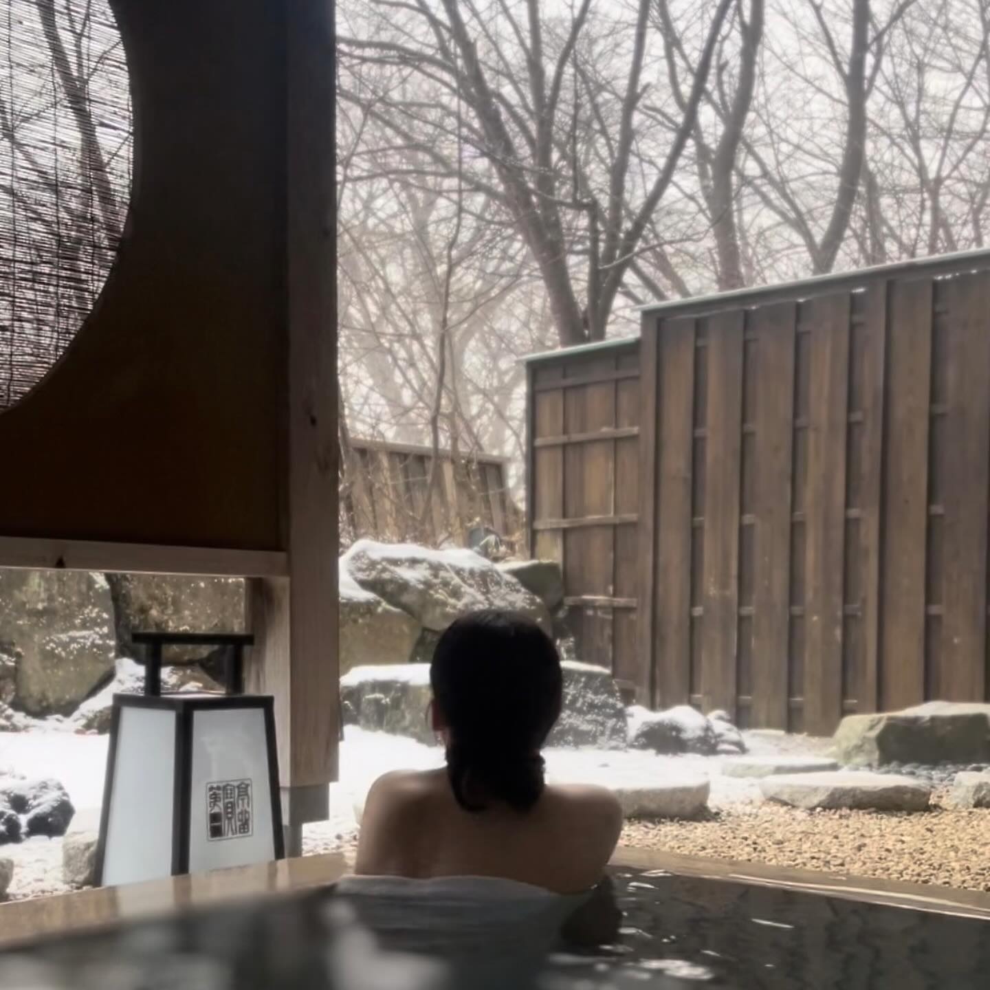 ⠀
이번여행중가장좋았던곳중
한곳꼽으라면료칸이욥🫶🏻
(여기왜안유명한지모르겠당ㅋㅋ
그냥유명해지지말아라
나만알게❤️❤️)