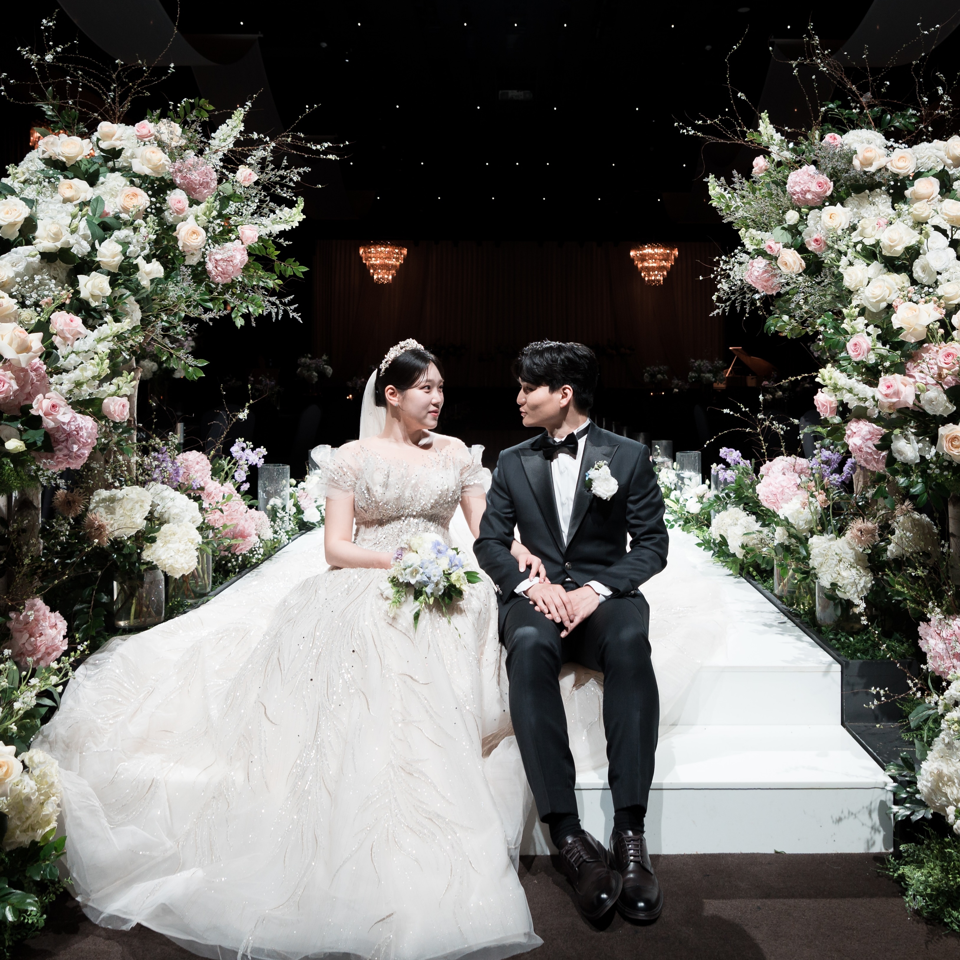 잘살겠음다👰🏻‍♀️🤍🤵🏻2024.02.18