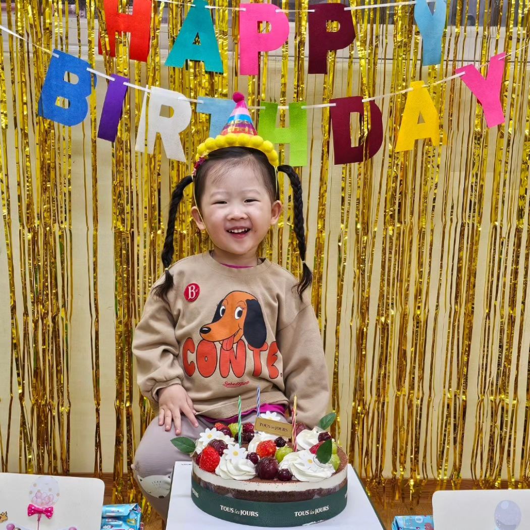 3월 내내 생일인 줄 아는 다유니🎂

어린이집에서도 생일파티 해서
너무 즐거웠다고 계속 얘기하는중🩷

#3월생아기 
#3월내내생일 
#엄마생일은묻힘ㅋㅋ