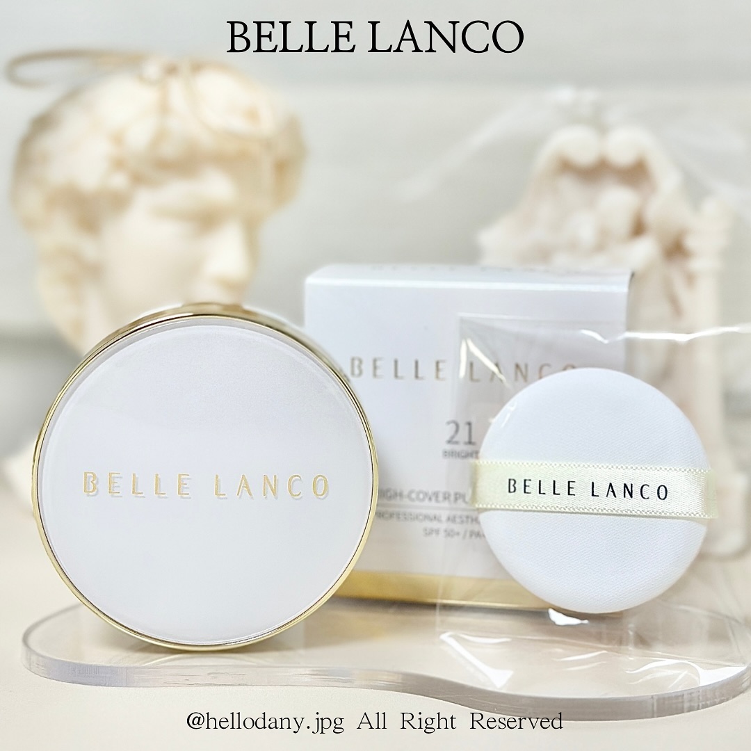 #제품제공 belle_lanco

✨승무원 선택 받은 밀착커버 쿠션
🏷️벨르랑코 하이커버퓨어 쿠션팩트 21호

🅷🅴🅻🅻🅾
하이커버로 피부에 착붙 되는 벨르랑코 승무원 쿠션을 사용해봤어요👩‍✈️
오랜시간 지속되는 롱래스팅에 무엇보다 모공끼임 없이 피부에 착붙 되는게 가장 마음에 들었는데요👏🏻

얇게 커버 되는 세미매트 쿠션으로 생기 있고 깨끗한 피부 컬러 표현이 되더라구요🤍
여름에 사용하기 좋은 롱래스팅 쿠션으로 추천 드려요🤍

#벨르랑코 #승무원쿠션 #승무원팩트 #벨르랑코쿠션 #쿠션추천 #쿠션 #쿠션팩트 #cushion #메이크업 #피부 #인생템 #뷰티 #뷰티팁 #beauty #cosmetic #makeups #화장품추천