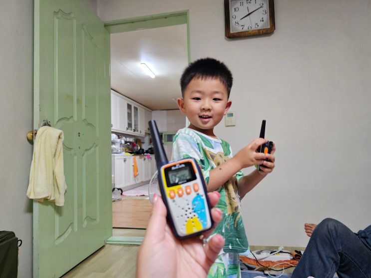 소윤이네 고성능 생활무전기 1+1세트 나와라오버 아이와 놀이하기