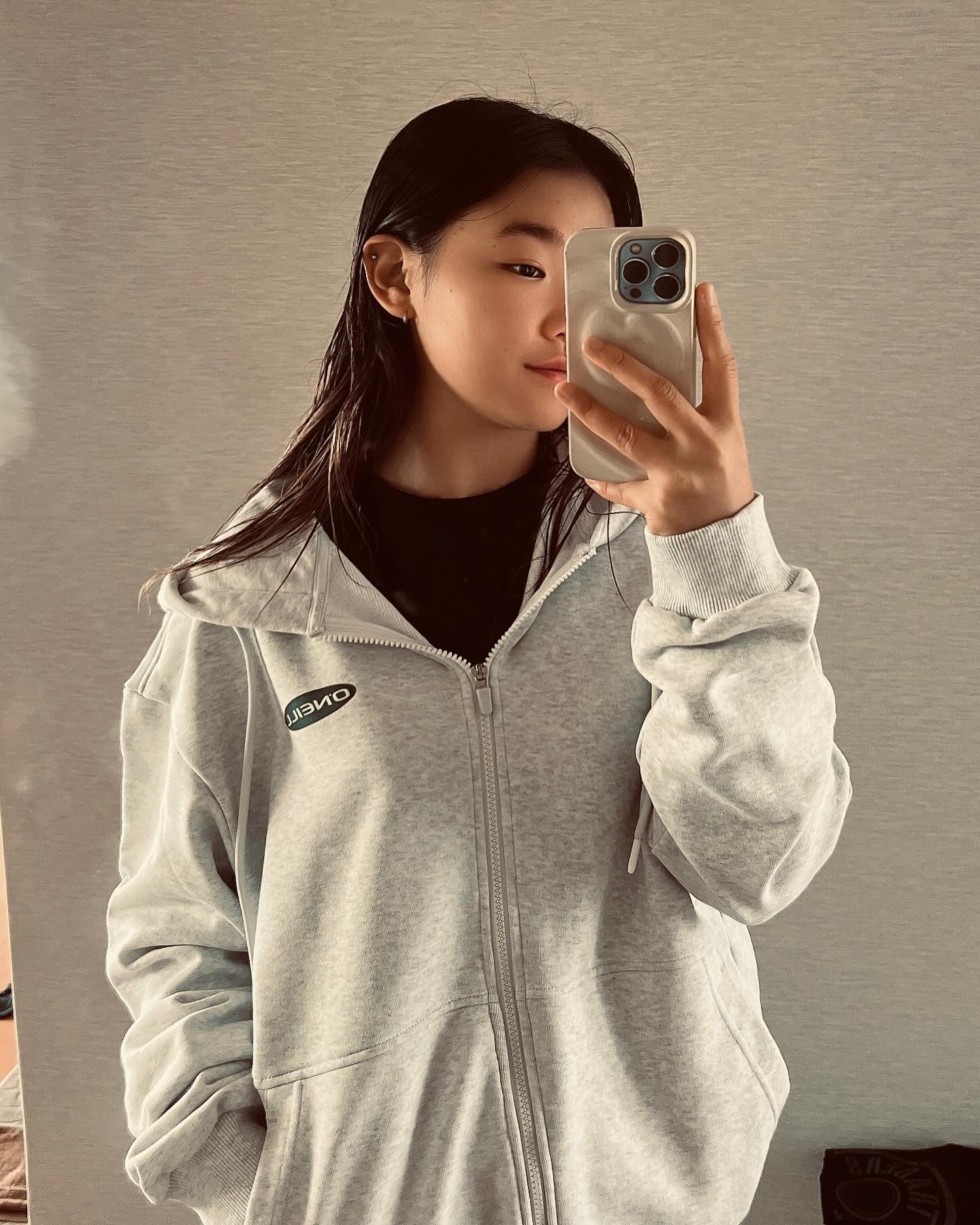 2023 FALL COLLECTION 'FOCUS ON YOURSELF' 

Cliff uni essential hoodie zip up training jumper.
#오닐 #오닐코리아 #oneill #oneillkorea 
#팀오닐 #teamoneill 

- hoya.store_ 
- oneillkorea 
- tkow_official 
- ros_wake 
- ronixwakeboards 
- monsterenergy 
- bushman_life
