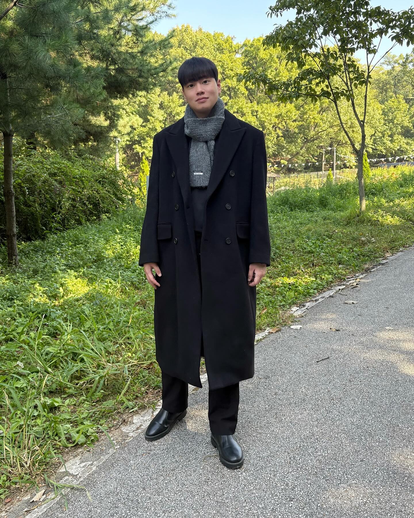 #협찬 jbans_classic 즐거운(?)월요팅이요🥲😭😂
.
.
.
.
.
.
.
jbans_classic 에서 “포근한 부클니트 미니머플러“ 제공받았습니다🥹✨👍

✨이제 겨울이 다가오니까 미리 포근한 머플러 하나 필요한데요! 진짜 보들보들 하니 편하고 따듯한 느낌쓰~!!🥹✨👍
.
.
.
.
.
.
.
jbans_classic #제이반스 #JBANS #머플러 #악세사리