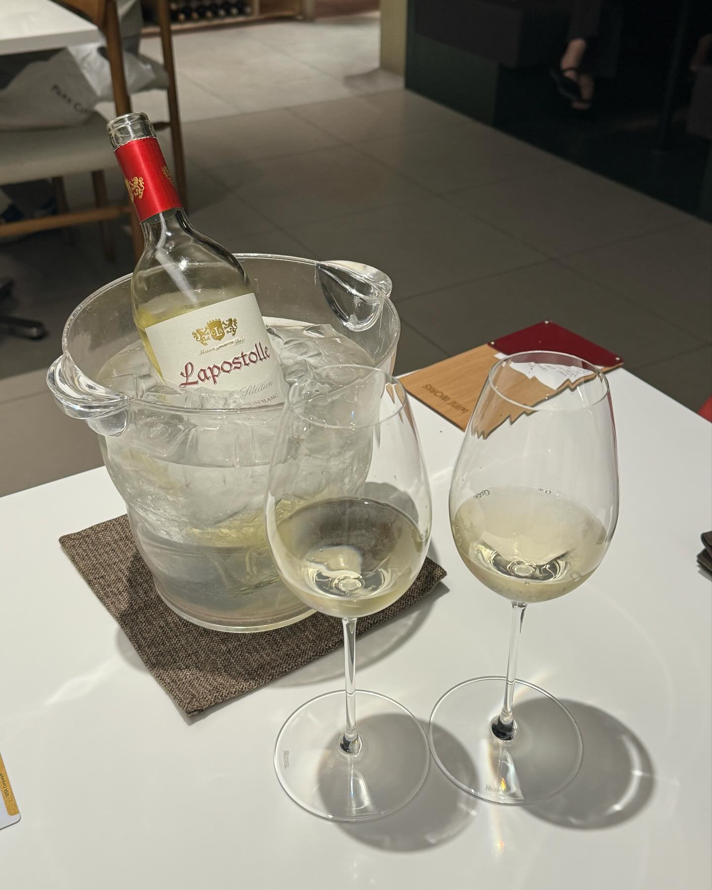 🫧⠀
⠀
⠀
⠀
⠀
⠀
⠀
⠀
#lapostolle #tales #whitewine #wine🍷