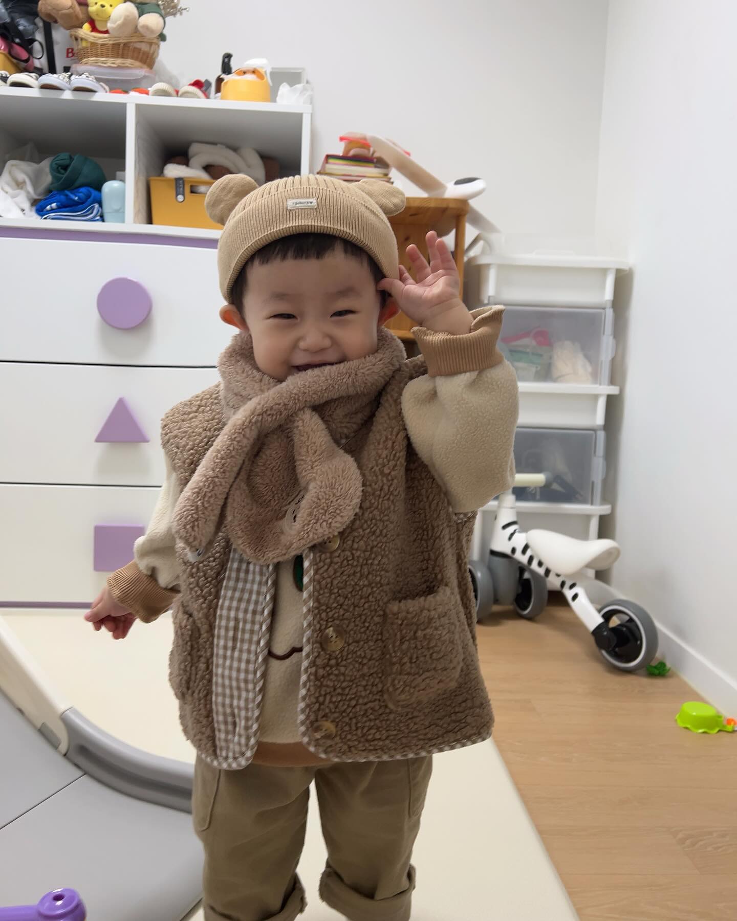 오늘도 어김없이 예쁜 너란 놈 ❤️

#등원룩 #어린이집룩