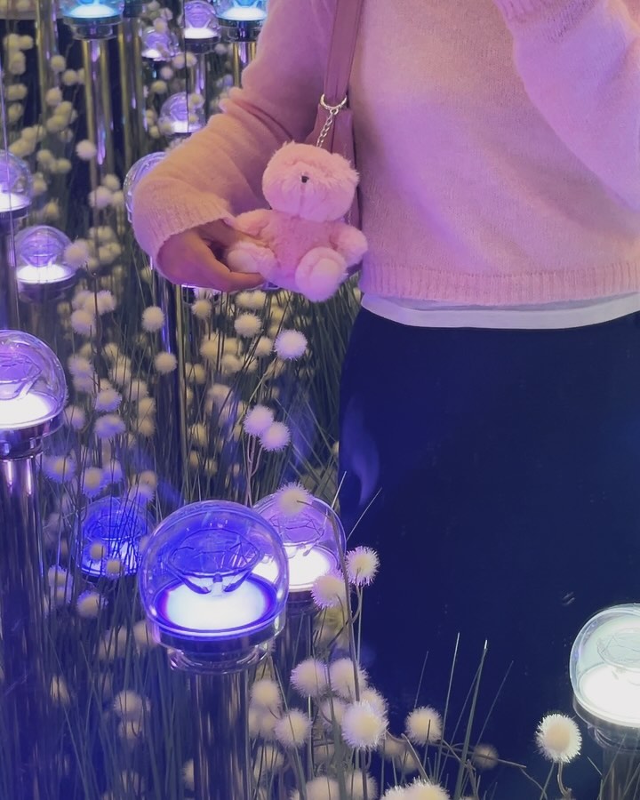 #협찬 귀여운 봄의 동반자🎀💖🌸
요즘 일상을 같이 하고 있는 이녀석은 어딜가든 귀여움 받네요
역시 귀여운게 최고오옷..!

#베어슬릭 #비슬릭 #슬릭스토어 #잠실가볼만한곳 #롯데월드몰 #롯데월드타워 #서울스카이 #스카이전망대 #롯데타워스카이 #데이트 #굿즈 #롯데타워전망대