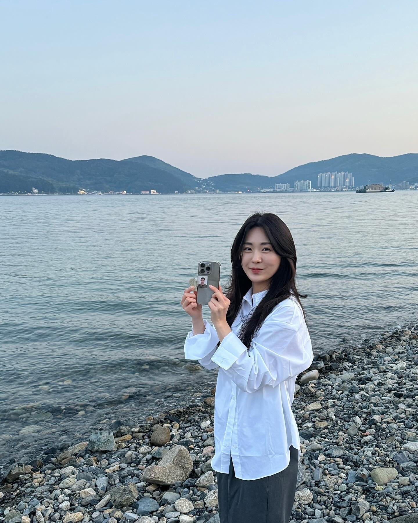 _
오랜만에 서연채랑♥
#통영 에서
밥 먹고 카페 가고 바다 보고 술 쪼끔 먹규🫠