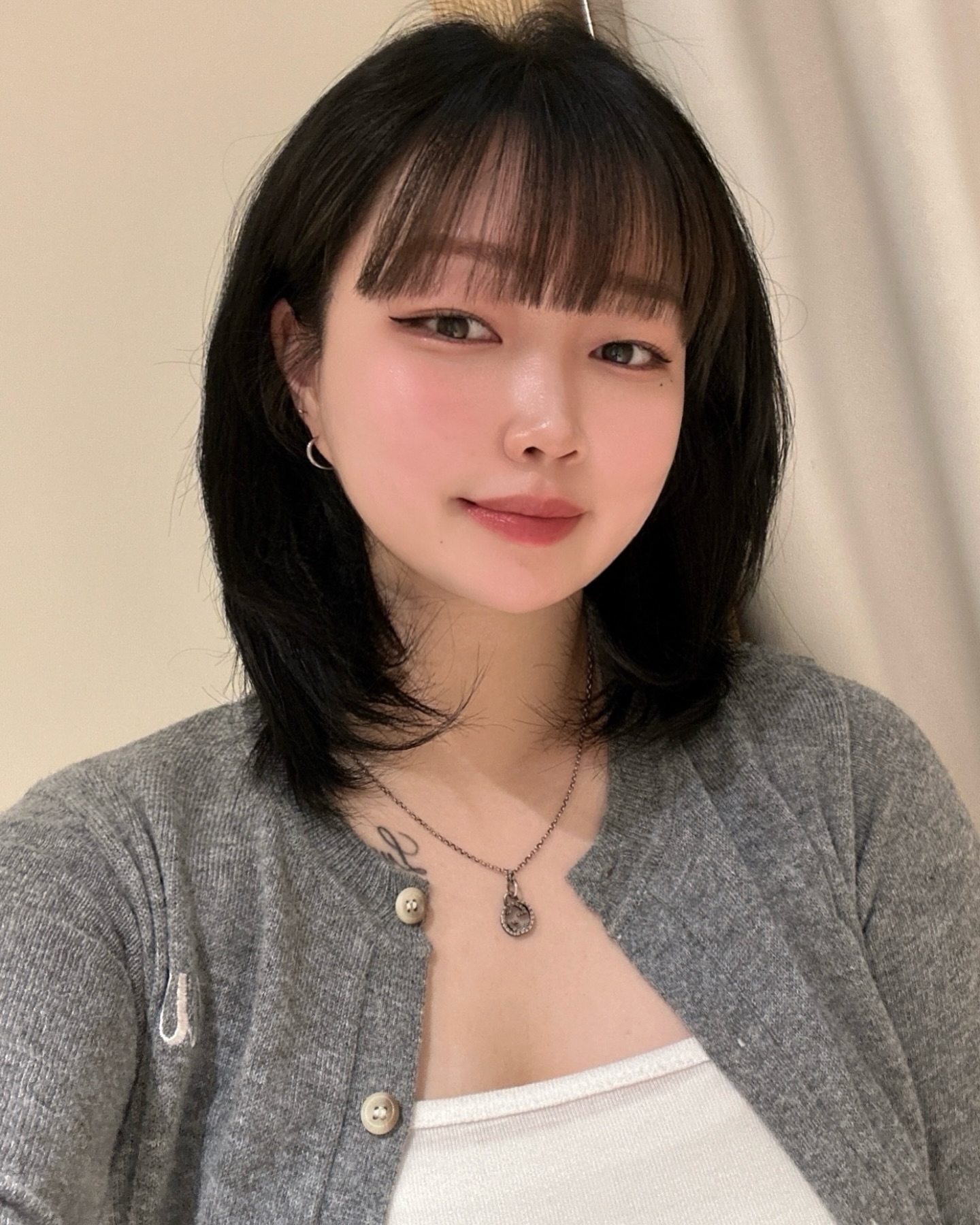 머리 조져버리고싶음 노답 내 머리 ,,,