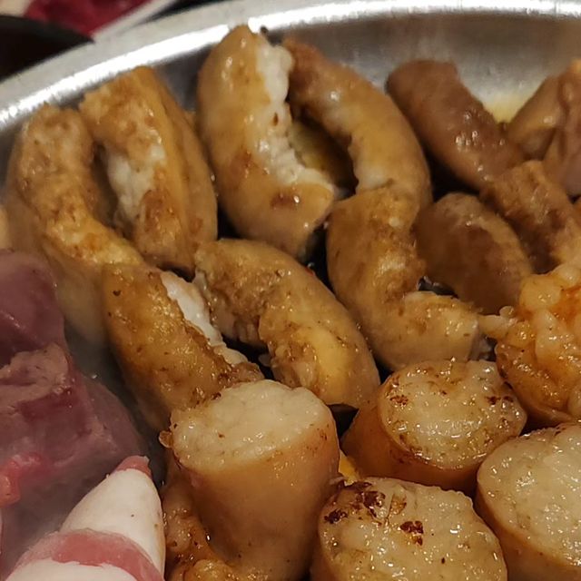 박서현 on Instagram: "✨️수유부추곱창✨️ 곱창 맛집 찾았다...❤️ 빈티지한 분위기에 퀄리티 좋은 곱창을 먹으니 소주가 생각 안날 수 없는... 45,000원인 모듬곱창 시켜서 둘이 먹으니 배 터