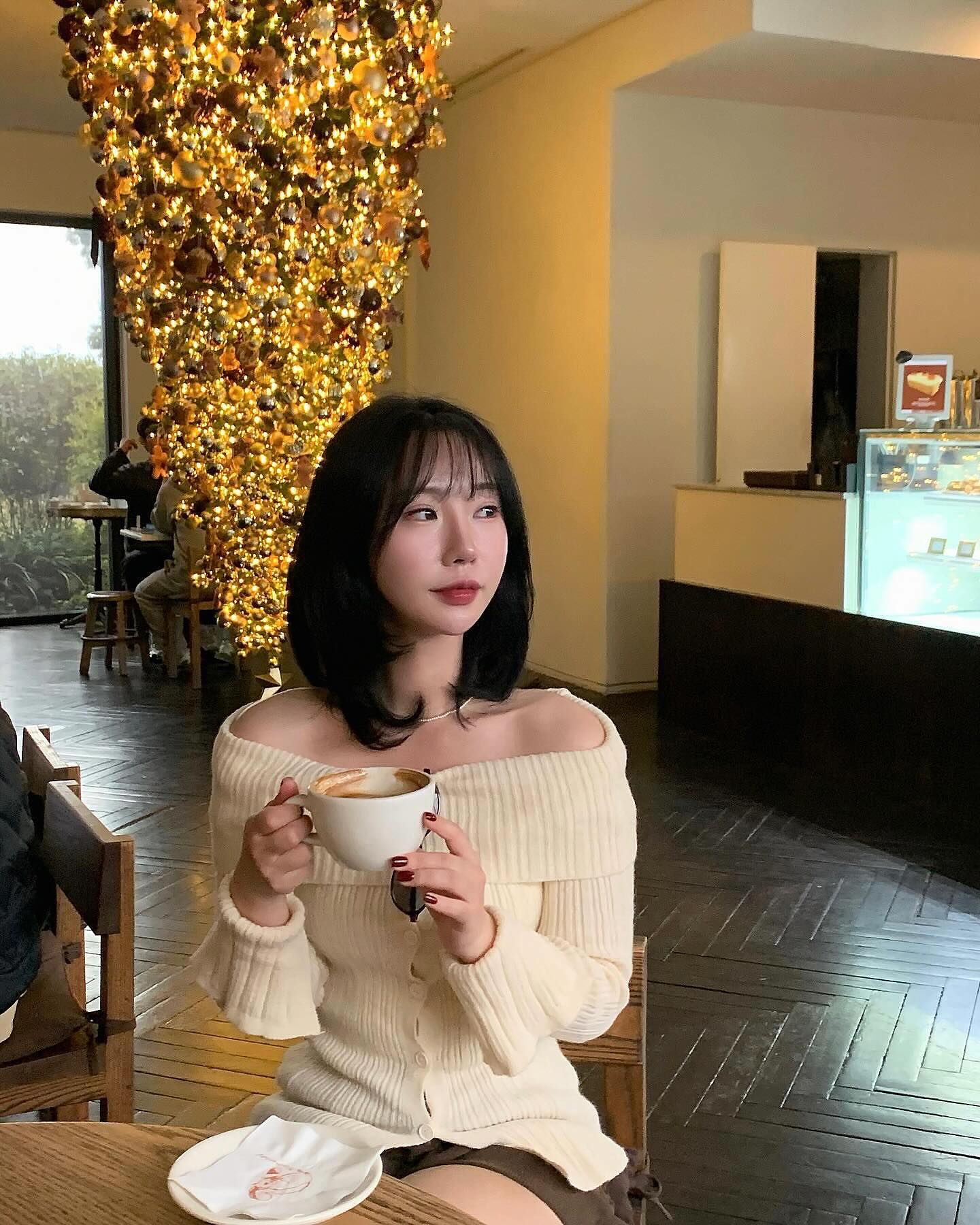 가을과 겨울 그 사이🍂🎄