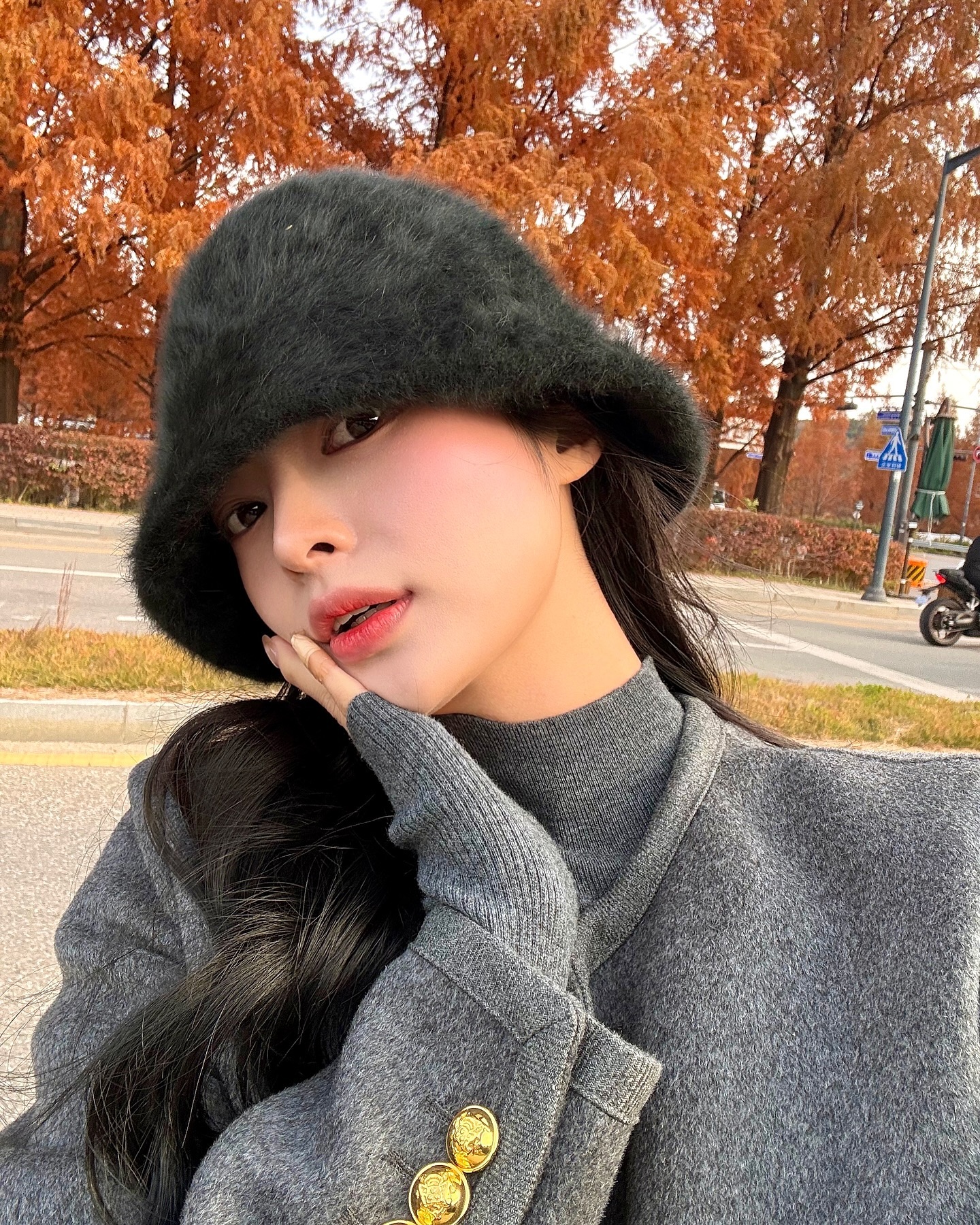 12월은 잠시만 쉬어가자 지현아 ! 🎅🏻