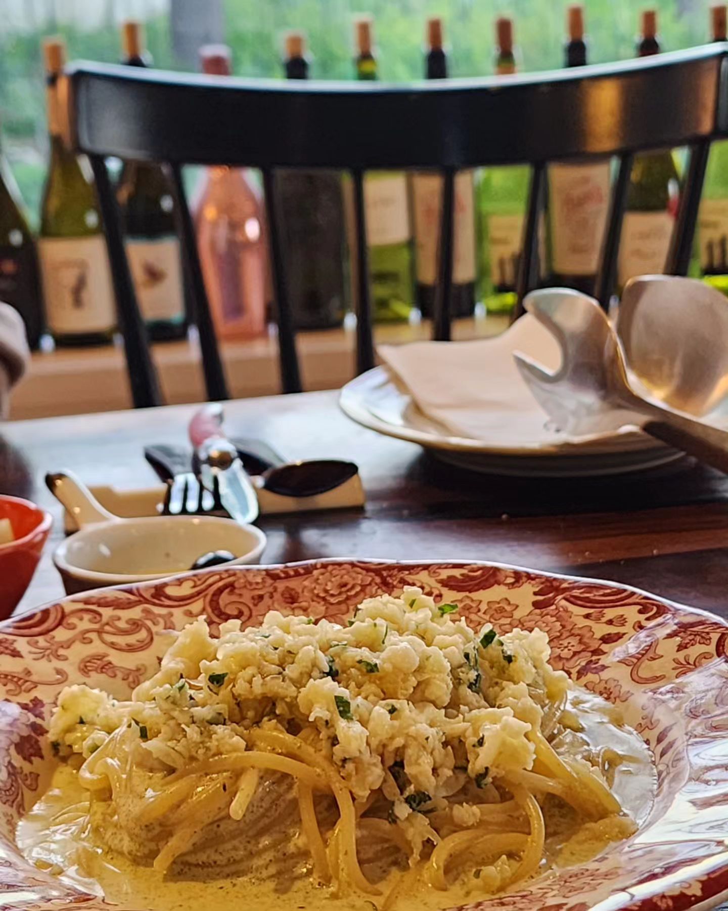 동인천 자유공원 가는 길목 홍예문 옆 스페니쉬 다이닝 펍 #휄리스 

와인 맛집으로 와인에 진심인 곳으로 분위기가 너무 좋은 #인천분위기맛집 #동인천레스토랑 이에요

평일 오후 5시에서 새벽 2시까지 영업하지만 10시 이후에 이용 고객이 없다면 조기종료 하고 있으니  늦은 시간 방문 예정이라면 미리 문의하시거나 예약 추천해요~ 

#동인천맛집 #동인천레스토랑 #동인천데이트 #홍예문맛집 #홍예문데이트 #인천스페인요리 #인천와인바 #인천기념일 #먹소통 #먹스타그램 #먹피드 #맞팔은최신글에댓글