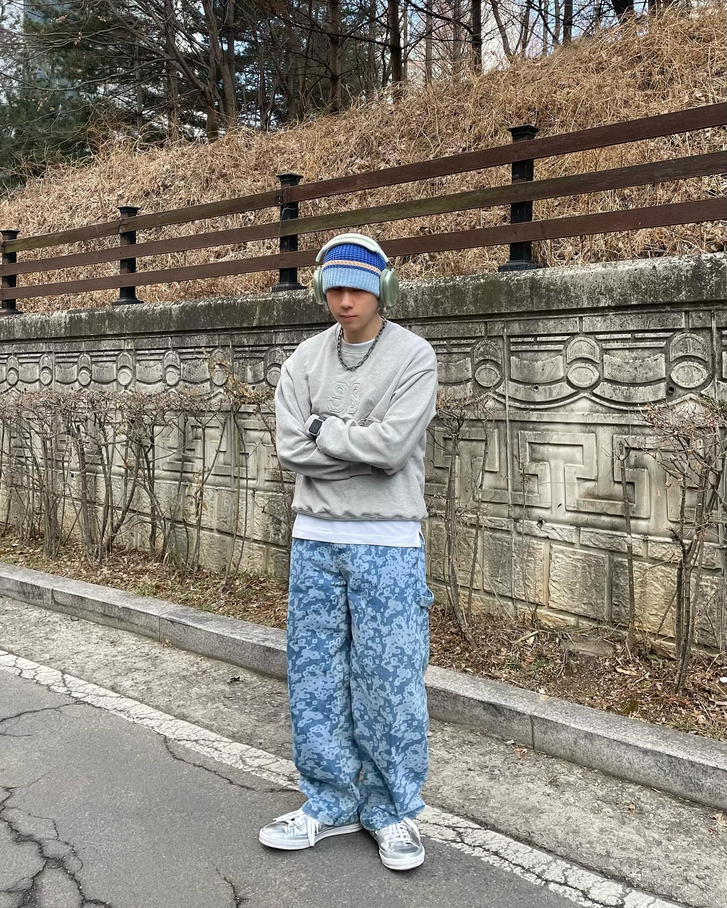 search410_official
새해복 많이 받으세용👍
핏이 곱디고운 맨투맨!
#맨투맨 #스웨트셔츠 #써치410
#SEARCH410 #스트릿
#오버핏맨투맨