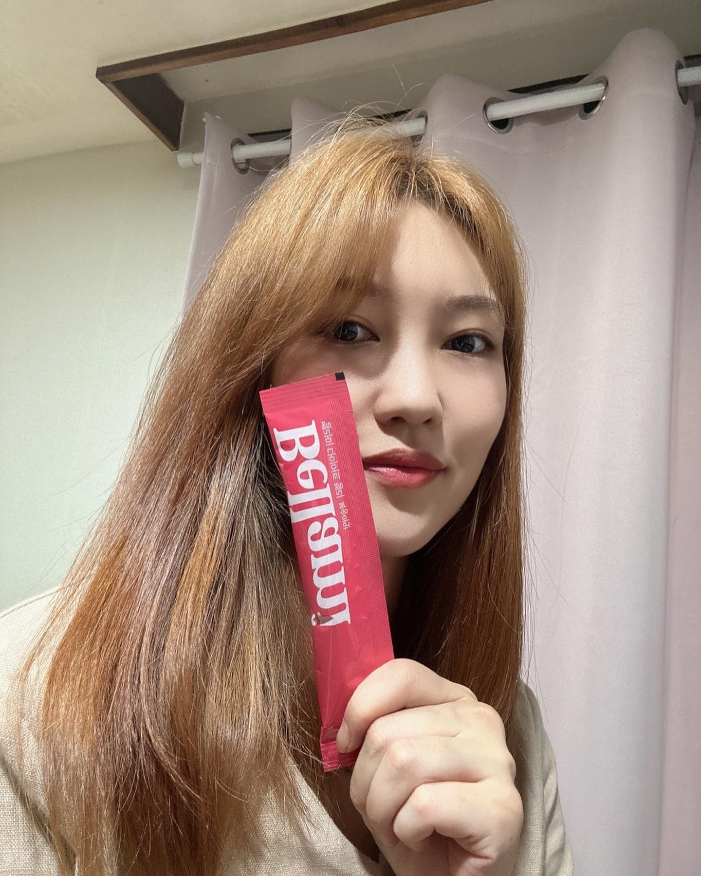 요즘 밥먹기 전에 챙겨 먹고 있는 #벨라미#다이어트젤리 

✔️체지방감소
✔️배변활동
✔️체내 에너지 생성 

에도 효과적이고, 맛도 #청포도맛 #복숭아맛 상큼하게 먹을 수 있어서#야식 먹거나 #폭식 하는 날 밥먹기 전에 한 포 씩 먹어주면 #다이어트 걱정 끝 가지고 다니기도 편해서 외출할 때 가방에 2-3개씩 쏙쏙 넣어두고 먹어주기만 하면됨!
#GMP인증 까지 거친 건강기능식품으로 안심하고 먹을 수 있지롱

-8월1일부터 올리브영 입점기념 세일
-올리브영 온라인몰 방문 후 #벨라미 다이어트 젤리를 검색하세요🫶🏻