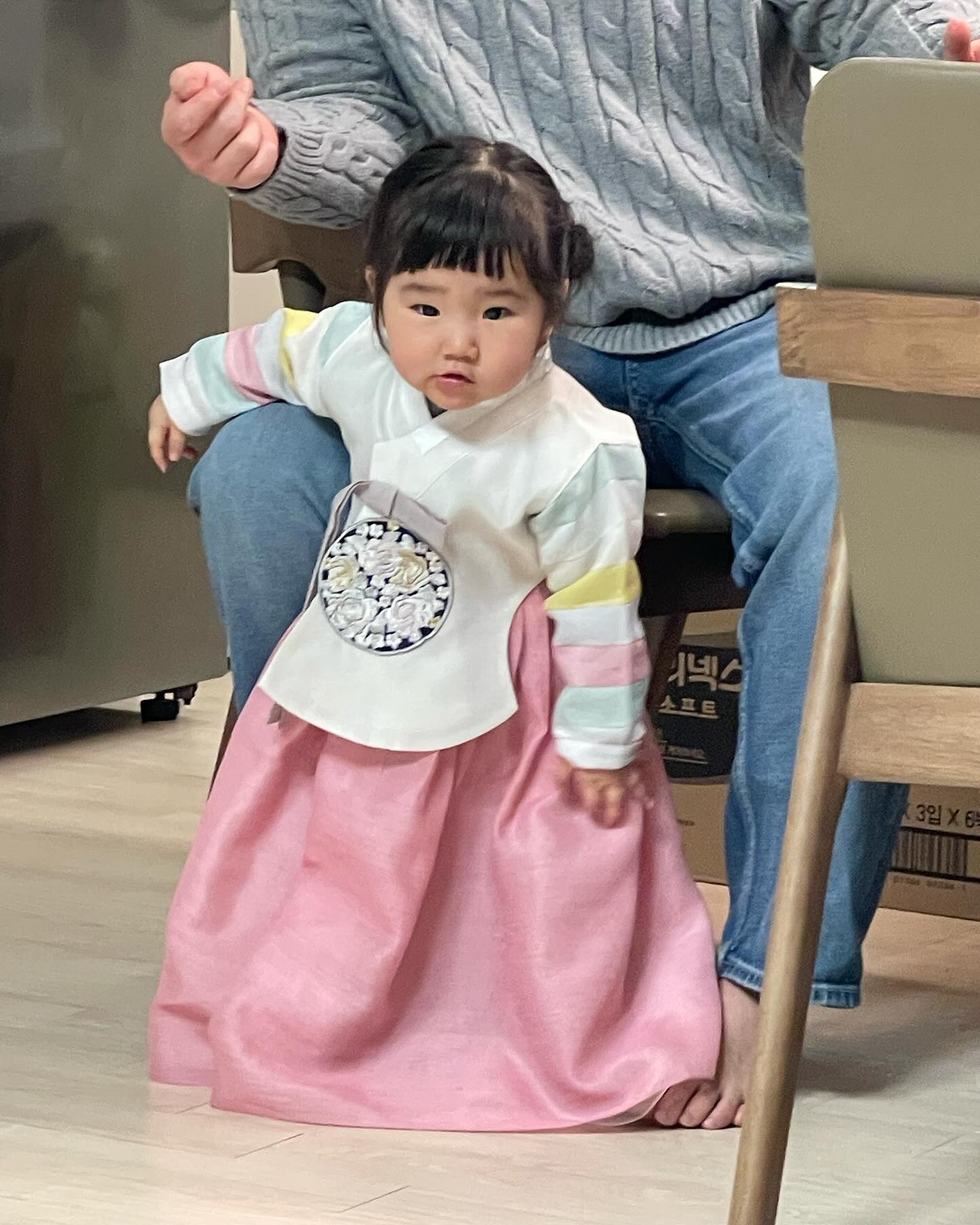 이모 삼촌들 새해복많이받으세요~ 
새뱃돈 갱스터 윤토리 올림 🧧