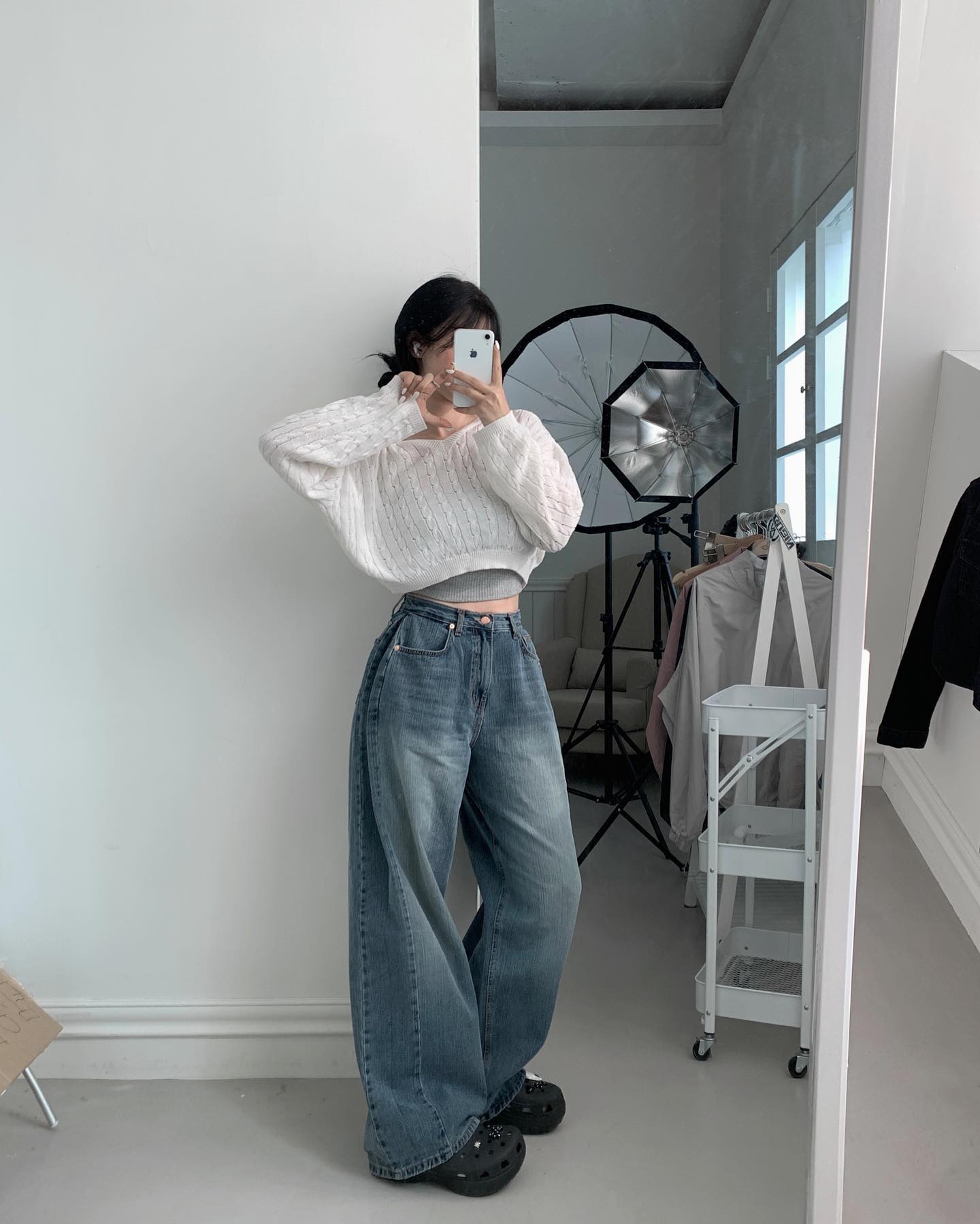 🥼👖🕶️