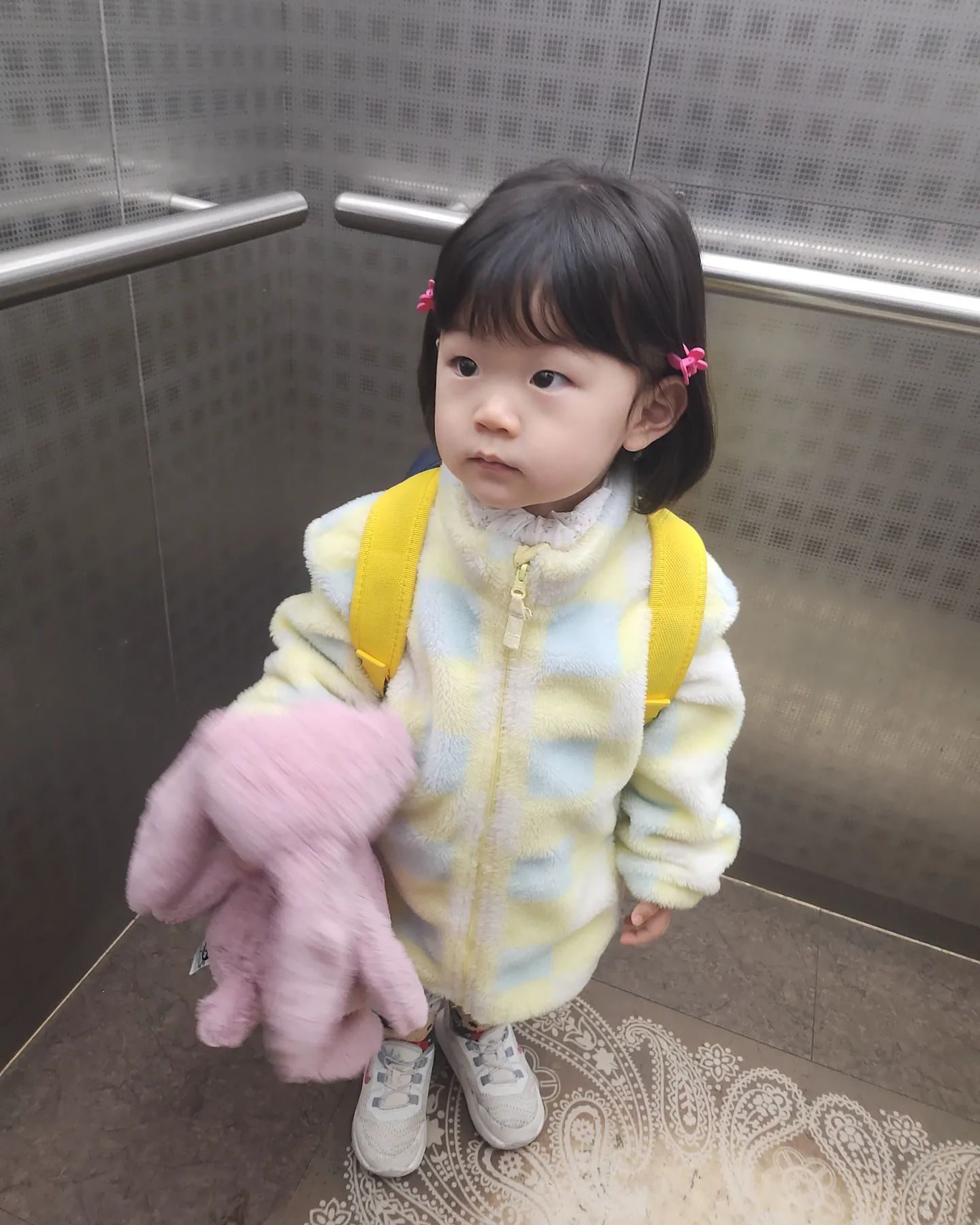 #송이친구 #옥희🐰

토끼발음이 안되서 "옥희"가된 토끼인형🐰
