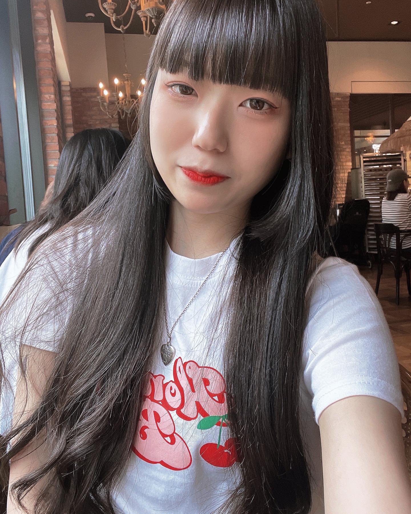 =͟͟͞͞=͟͟͞͞ ⊂(=͟͟͞͞=͟͟͞͞っ☉ω=͟͟͞͞☉)っ=͟͟͞͞�
악동 쿠로미 인간화한 하루