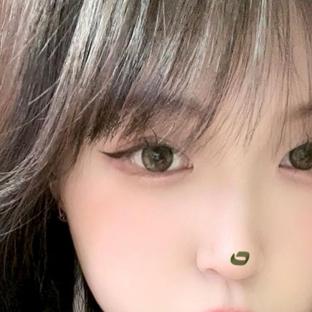 소이 on Instagram: "#광고 @inward_official 인워드랑 겨울 보내기 , ❄️☃️ [ 발효 시카 크림 진정&리커버리 ] 몽글몽글한 제형에 보습력 최고야̆̎ ,, ♥! — 🍃8중시카콤플렉스강력진정•보습/