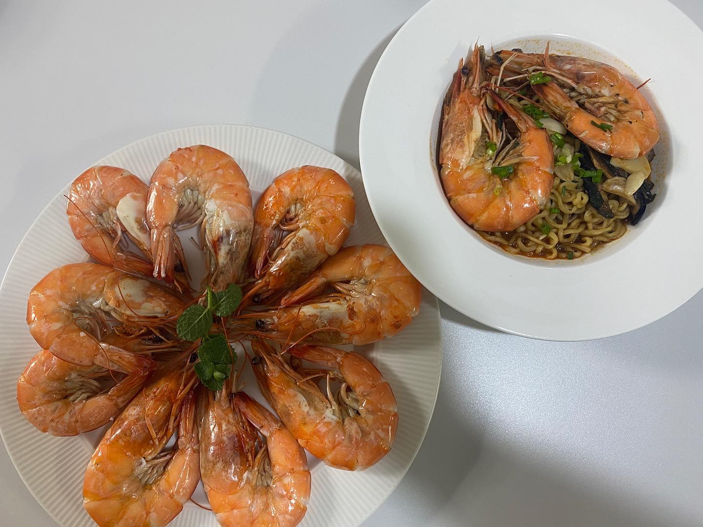 _
오동통하게 살이 차오른 대하 🦐
넘모 마시써 💛