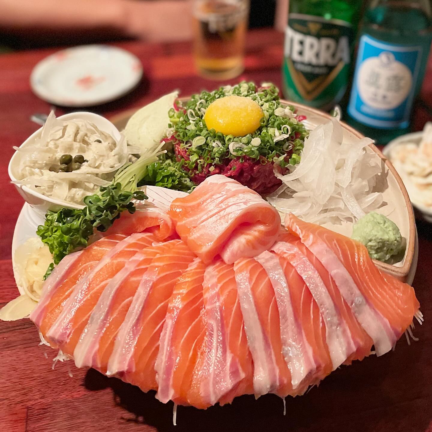 그집뱃살🍣🐟🍳🥩🍝🍻
.
연어 백년만이쟈냐🚰_🚰
동래 연어는 그집뱃살𝒿𝓂𝓉❣️
.
파스타는 쏘쏘 
짜파게티는 짭짤 
.
.
.
.
.
#그집뱃살 #그집뱃살동래점 #동래연어맛집