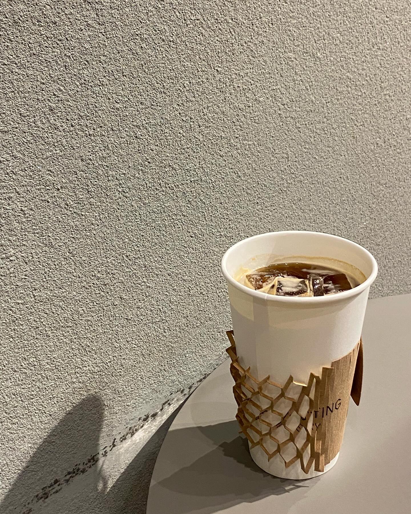 .
메롱~ 매롱~ 메론빵🍈

#내별명은메론빵맨