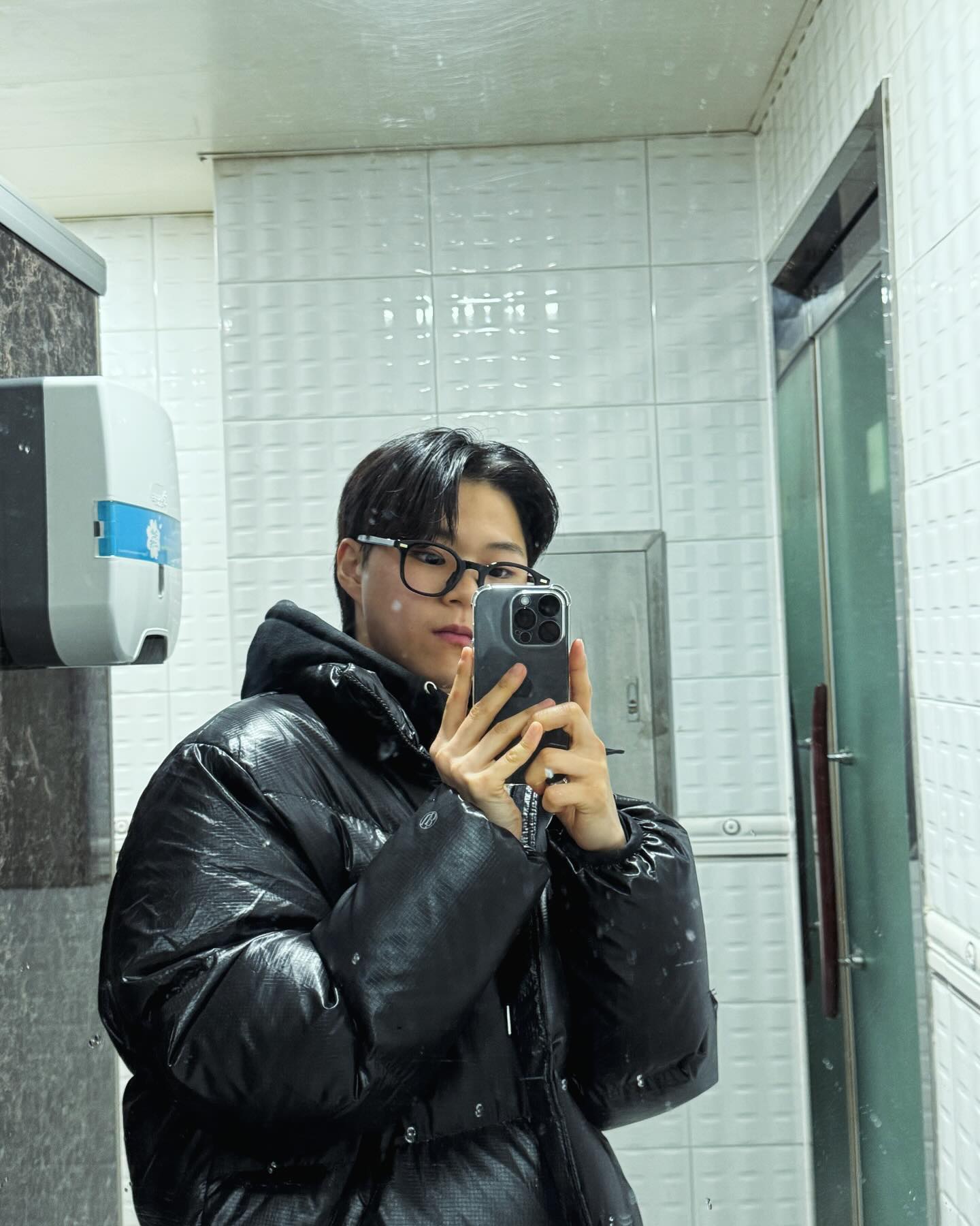 Toilet 바이브🌕

#일상 #직장인 #직장인일상 #주말 #주말일상 #휴일스타그램 #내일 #출근