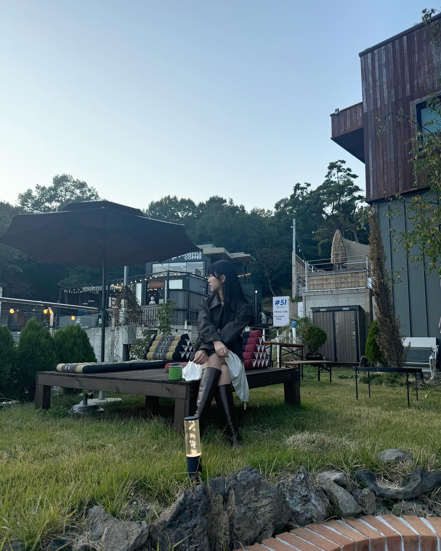🌈

쩌번엔 요기서 와인을 마셨었는뎨..
오늘은 논알콜 아숩따아..
#다음기회에

#주말 #영종도 makers_masian_by_3rdhand 💛