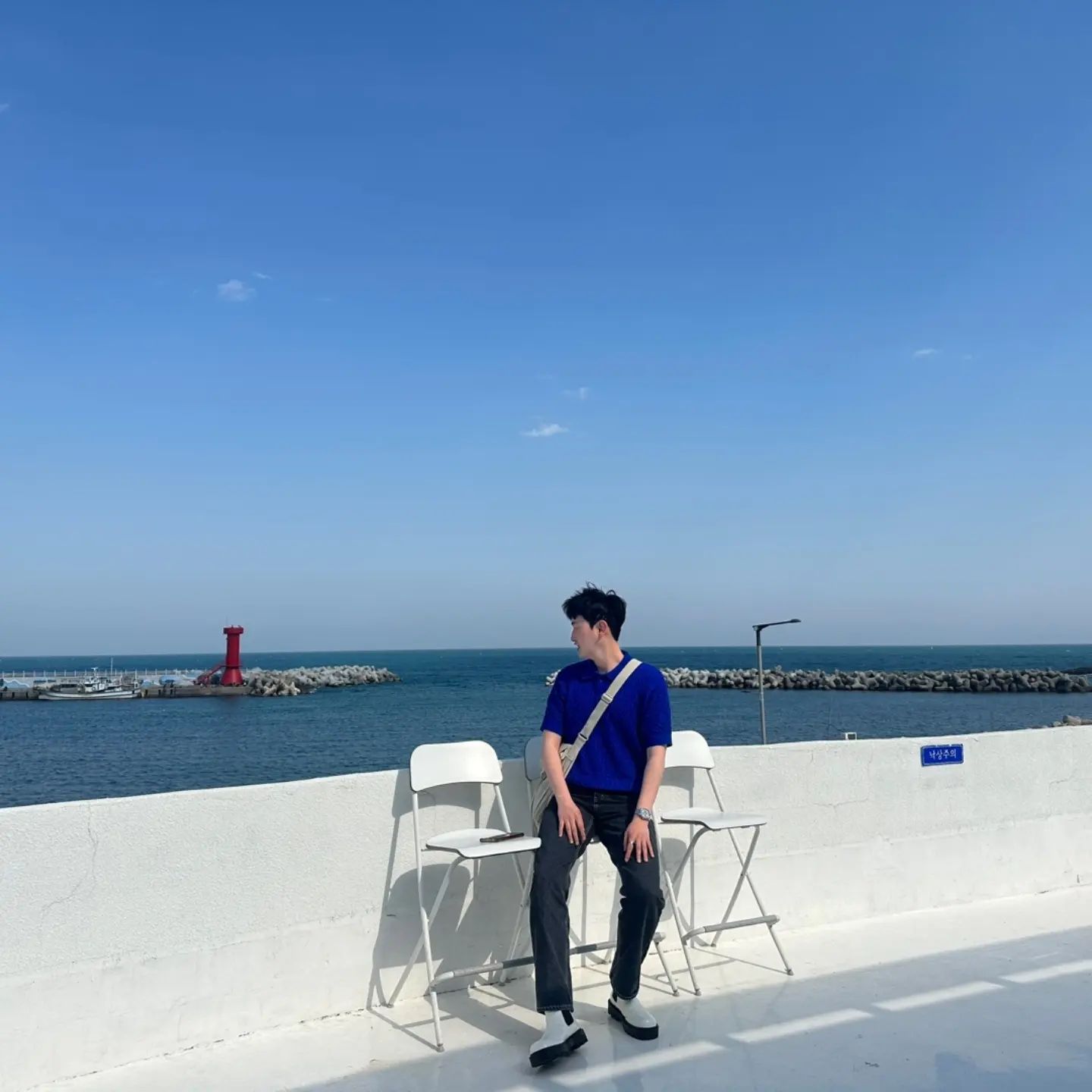이번 연휴... 이런 날씨가 올까요?😭

ou: newbalance 
to: minav_official X kkang.stylist
bo: branded_official 
sh: wetheroad.official 
ba: uniqlokr