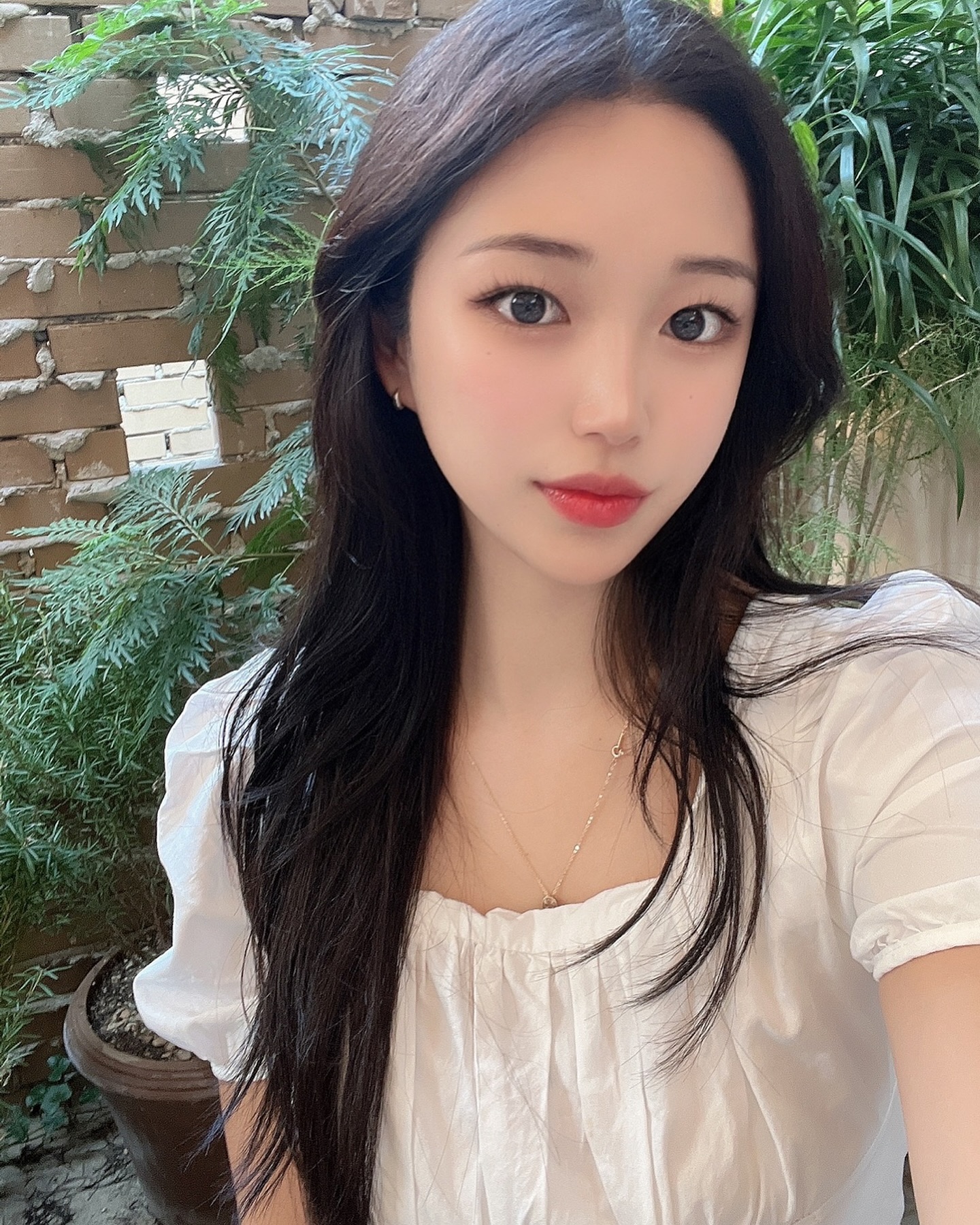 여름 지나고 나니 자외선도 많이 받고,
피부 탄력이 많이 떨어진 느낌이어서 와이앤티에서 PLL
A 성분 콜라겐 스킨부스터 올리디아 관리 받아봤는데
완전 만족했어요 :) !! 

워낙 건성에 얼굴 살도 없는 편인데 콜라겐 생성을 도와줘서
일시적인 효과만 주는 관리보다 더 좋은듯 ♥

콜라겐아 많이많이 생성되라~ʕ”̮ॽु⋆⁺₊⋆ ෆ 

.
.

#올리디아 #올리부스터 #올리디아콜라겐 #올리디아스킨부스터 #olidia #압구정성형외과 #압구정역성형외과 #압구정올리디아 #압구정스킨부스터 #압구정콜라겐부스터 #와이앤티성형외과 #압구정와이앤티성형외과 #콜라겐부스터 #콜라겐주사 #콜라겐부스터주사 #스킨부스터 #셀카 #셀스타그램