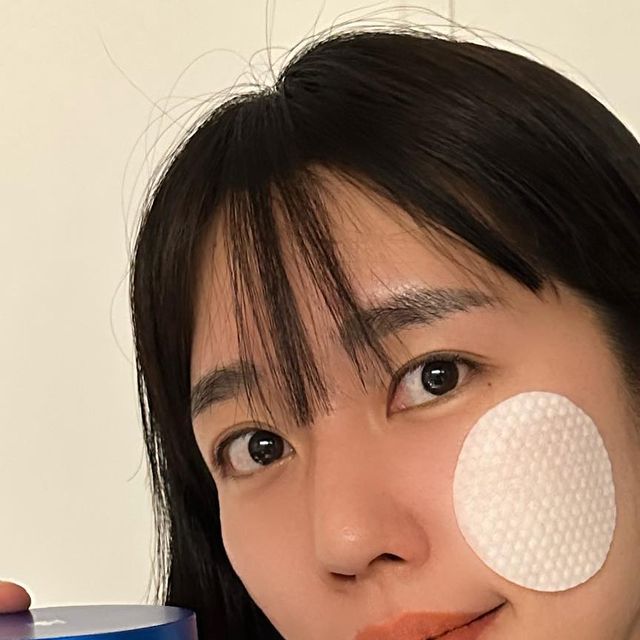 뷰티 패션 블로거 채민지 on Instagram: "#광고#메디큐브#medicube @medicube_korea 📣5월 한정 기획 판매 소식입니다! 제로 모공 패드 100매 대용량 세트를 65% 할인가에 공식몰에서 단독으로 판매! 3만