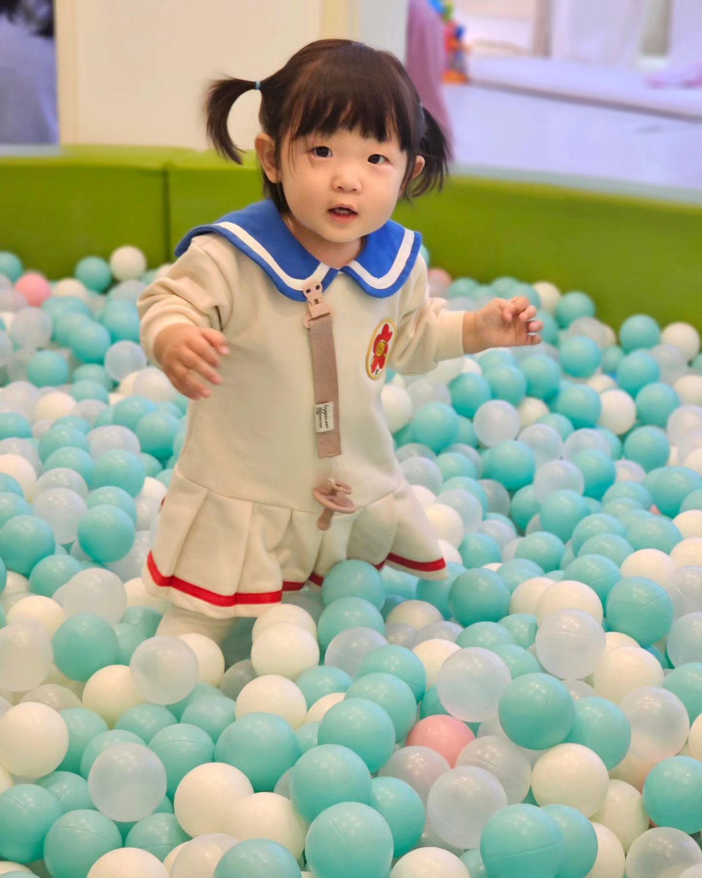 #생후444일 #14개월아기
오늘 #놀자람 다녀옴 ㅎ
무료인데 넓고 장난감도 많아서 좋았음
#구리한강시민공원 #코스모스축제 한다해서 갔는데 아직 이른건지....
짜증 대박이었음... 휴
그래도 행복한 하루 였다.
너도 즐거웠기를🥰
