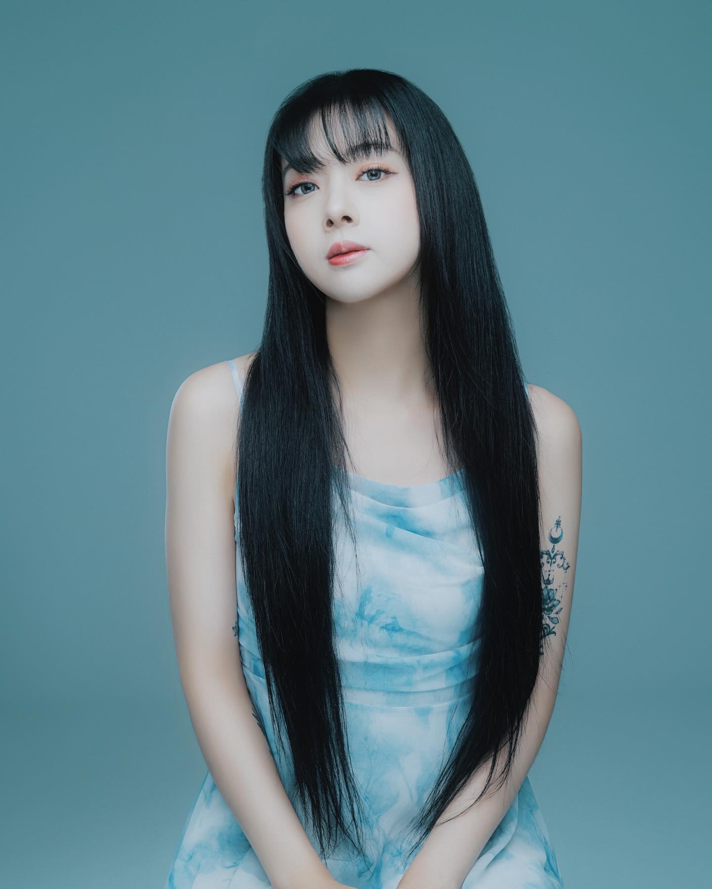 새해에 쿨톤프로필 또 찍어보자 생각했는데
1월에 벌써 성취를,,🦋🩵