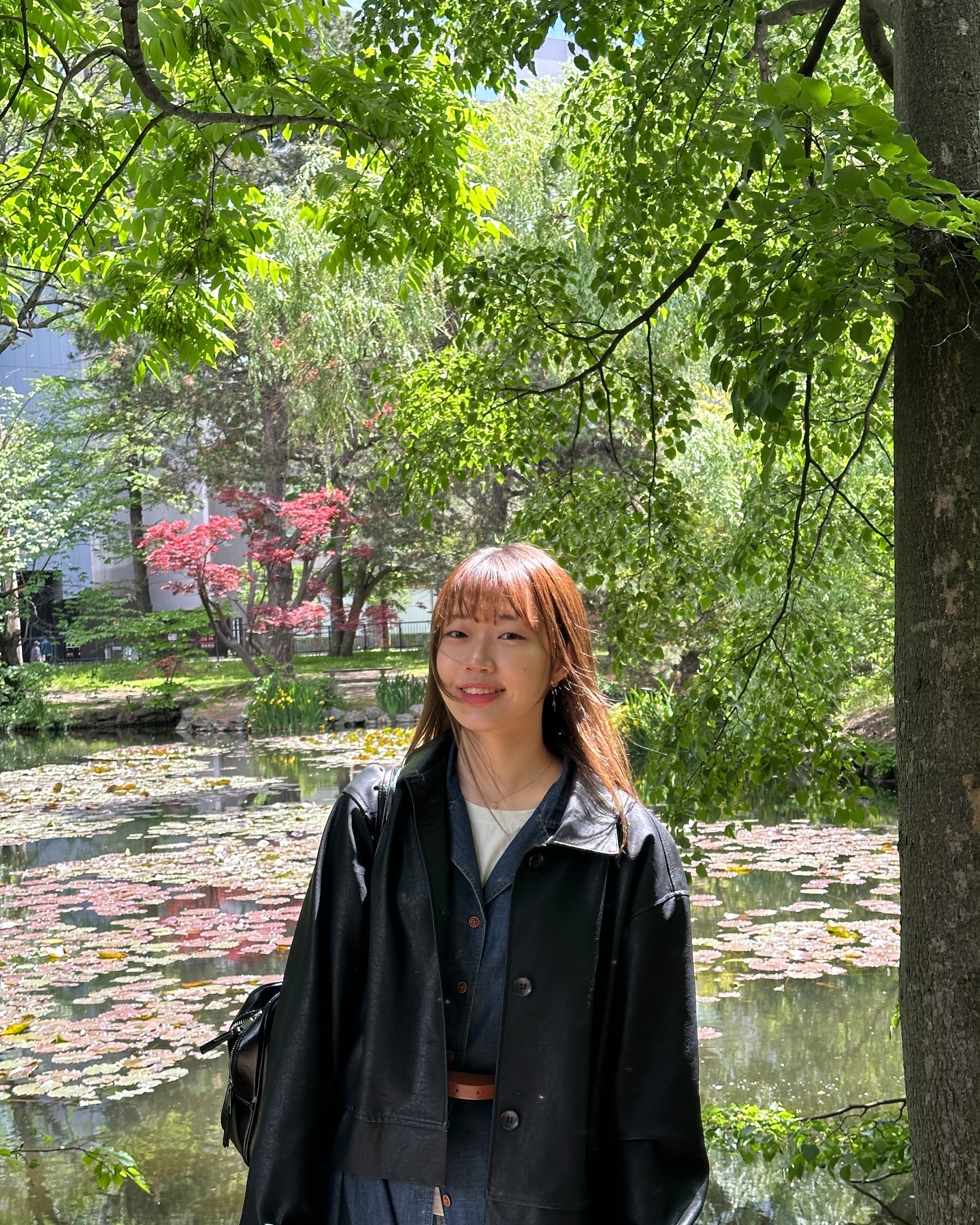 삿포로 시청 옆 숨은 정원에서••🍀💚
(일본 여행 가기 전에 엄마한테도 네일해줬다❕💅)