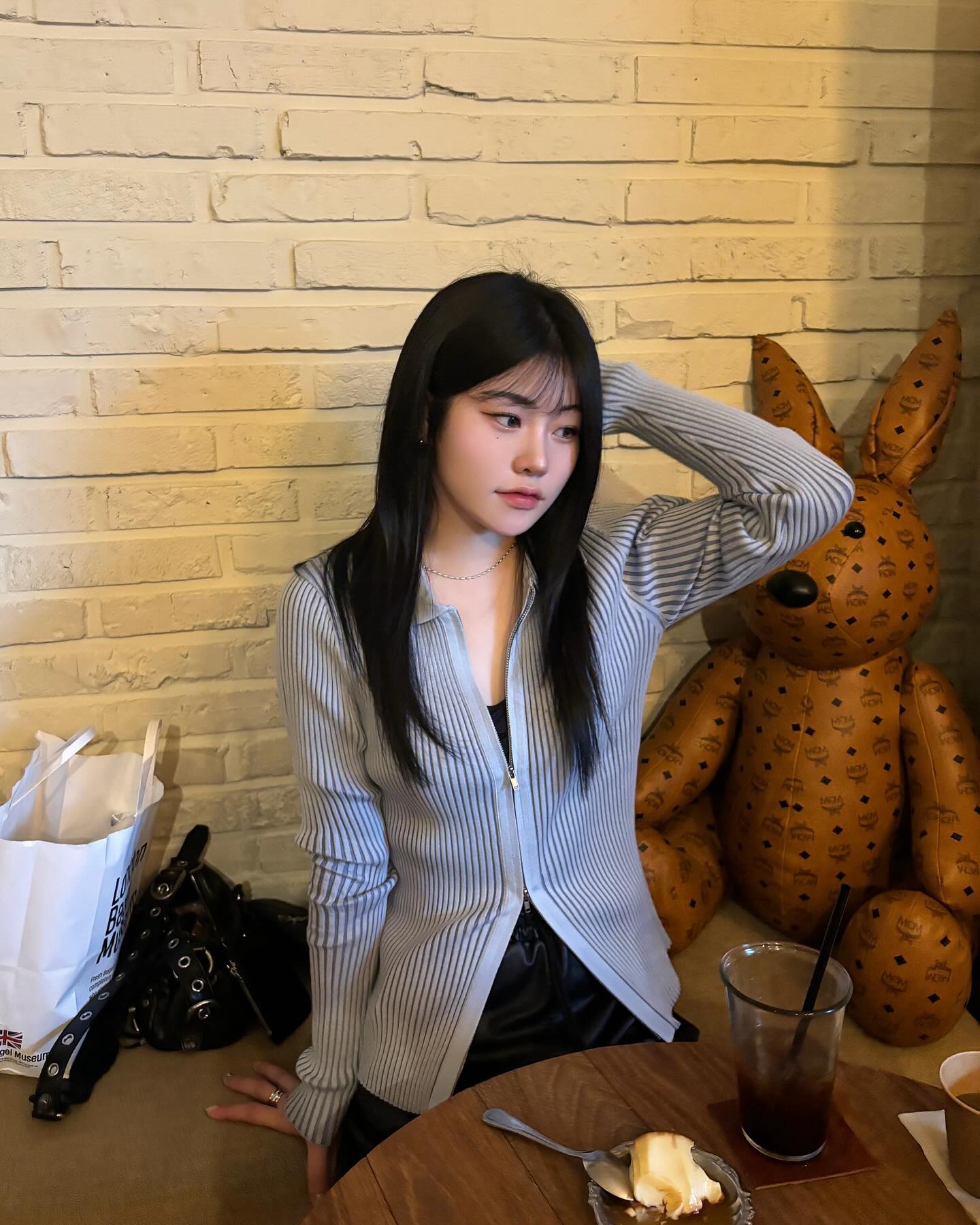 춥던지 덥던지 하나만 해주라 ••