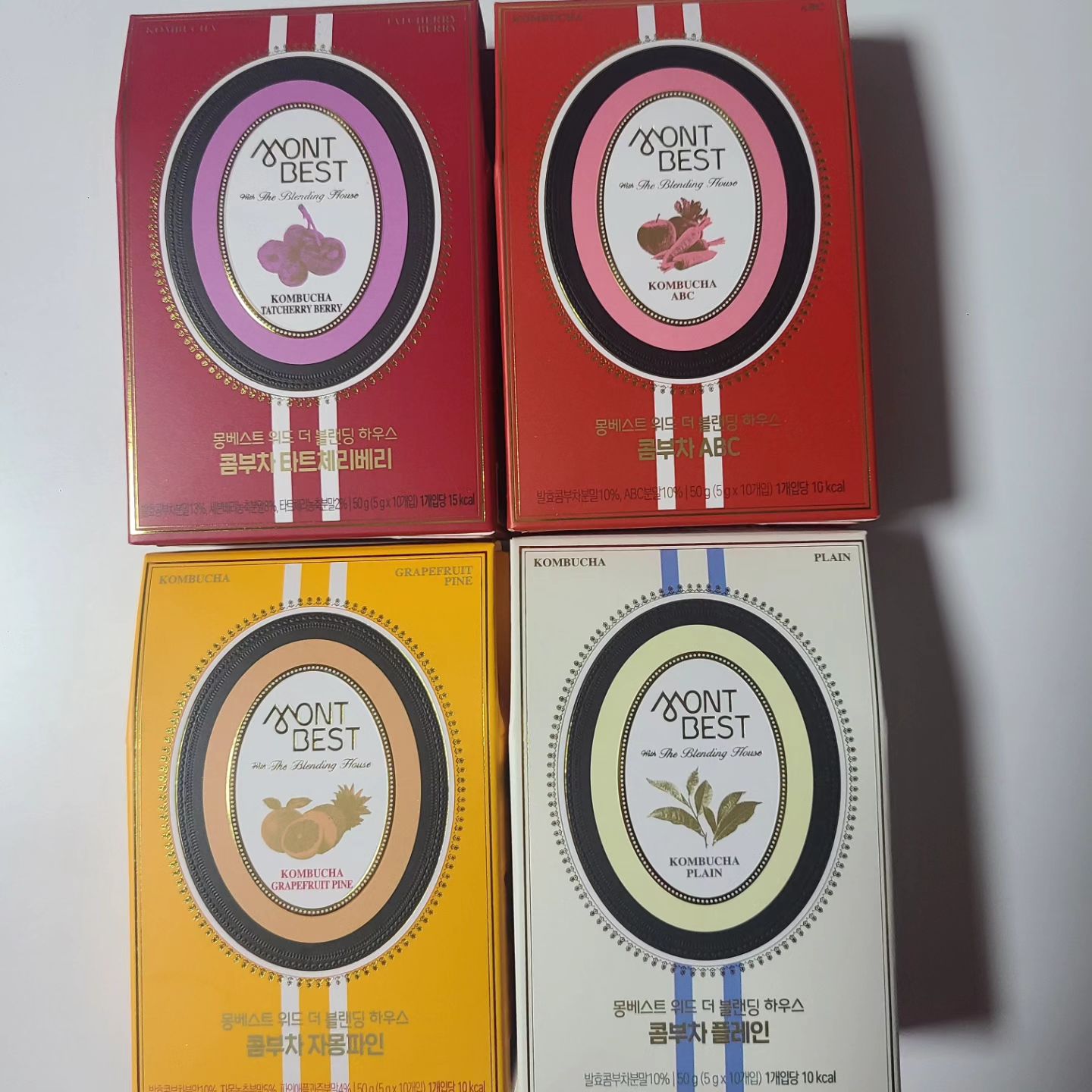 #협찬 montbest #몽베스트콤부차 #몽베스트
몽베스트 4가지맛의 콤부차 버라이어티팩 
간편하게 물에 타먹을 수 있다는 점이 좋아요
저칼로리 라서 칼로리 부담없이 마실 수 있는 콤부차에요 !
스틱 하나 챙겨서 어디서나 가지고 다닐수 있어서 휴대성이 좋아요 
abc , 타트체리베리 , 자몽파인 , 플레인 맛으로 구성되어있어요 
#콤부차 #송혜교콤부차 #콤푸차 #콤부차선물 #꼼부차 #콤부차스틱 #송혜교티 #콤부차맛집 #콤부  #콤부차효능