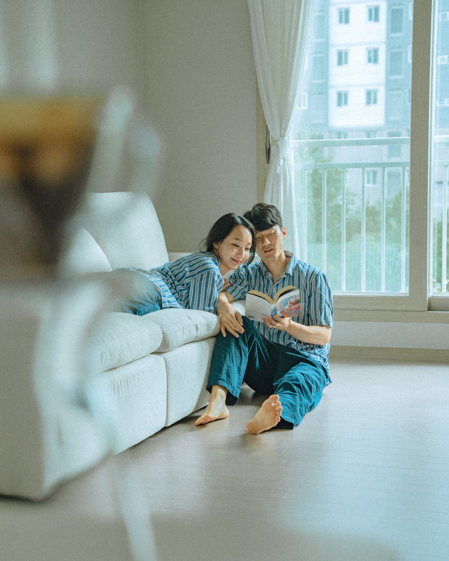 🏡
서울 부산 장거리 연애 끝에 
집이라는 새로운 한 공간에서 시작될 이야기 

📷 badam_film