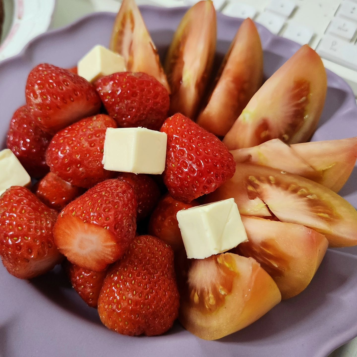 오늘 아침식단😋🍓🥰❤️🍅🍞
요기에 아메리카노 한잔🥤😆🤭🔥

#아침식단 #아침밥  #파워j  #청양띠 #딸바보 #도치맘 #초등맘 #초등육아 #초딩육아  #초등맘소통 #초등맘스타그램 #초딩맘 #초딩맘스타그램 #소통해요 #소통 #선팔하면맞팔 #선팔 #맞팔 #좋아요 #좋아요반사 #좋아요반사❤️ #다이어터 #다이어트 #다이어트중