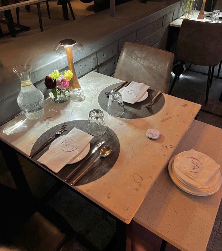 강남 비놀릭 | 분위기 있는 가성비 와인바&파인다이닝 (재즈라이브,코스요리) | 기념일 식당 추천