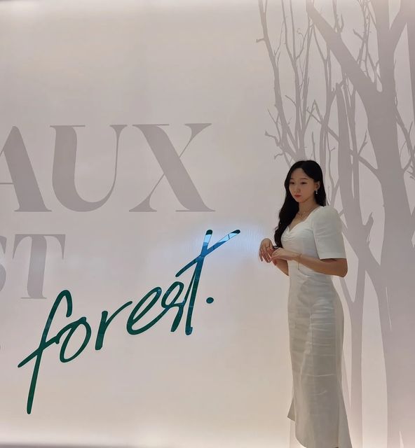 가영(35) | 여행.일상.데일리룩 on Instagram: "분위기 말모🤍 @margaux__forest #마고포레스트#마고플레인#대구카페#대구핫플 #경산카페#대형카페"