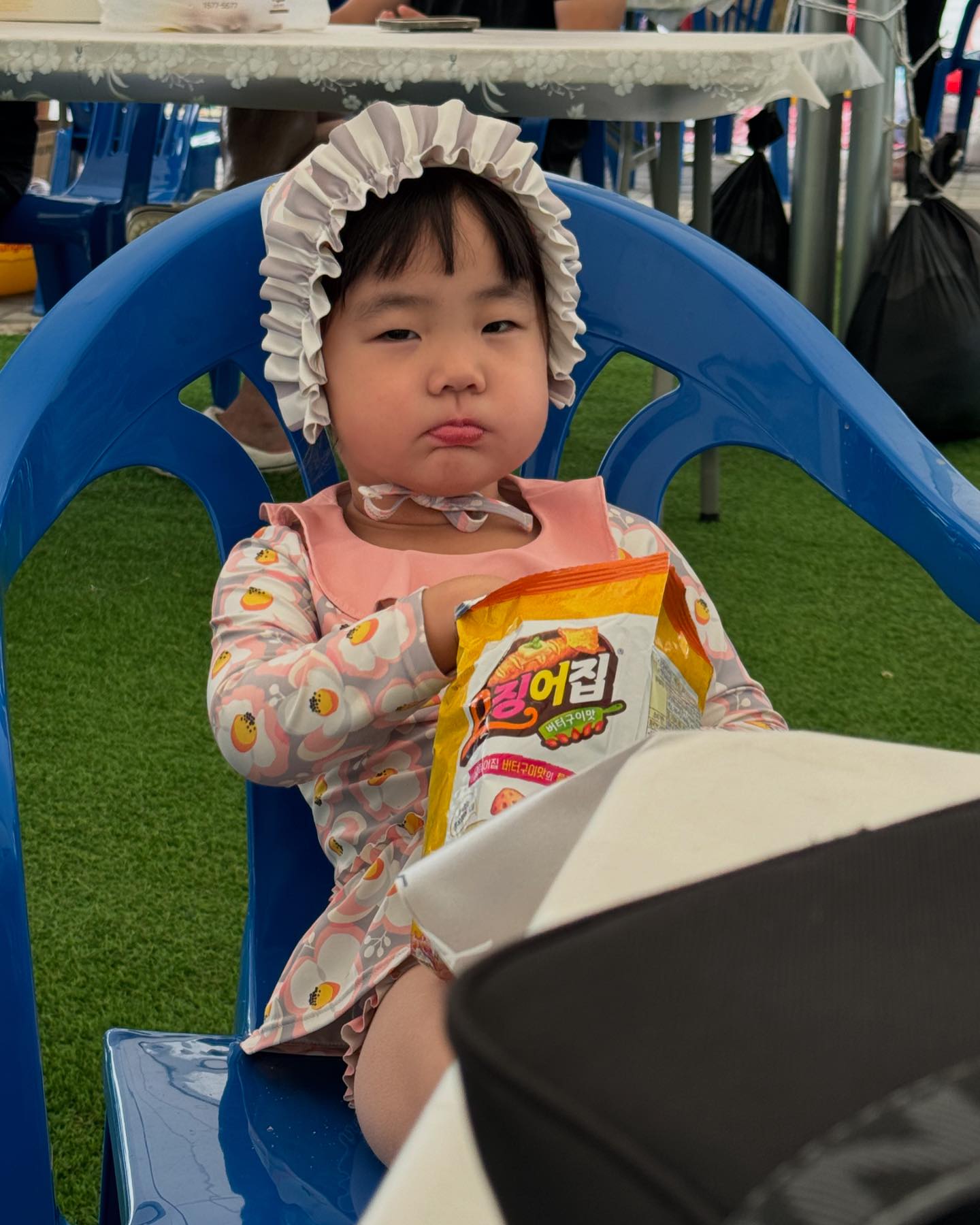 __무더운 한여름은 역시 물놀이지👍

장마오기 전 갔던 물놀이장인디,,
귀차니즘에 빠져버린 아줌매는 이제서야 올리네😅

작은언니 출산하기전 마지막 물놀이‼️ 헤헤

애들도 신나고 나도 신나고 룰루😊

#물놀이 #물놀이터 #물놀이장 #홍천 #강원 #강원도여행 #너무 #재밌다 #장마 #시작 #개 #싫은데 #뿌엥 #맞팔 #선팔 #선팔하면맞팔 #춘천 #홍천물놀이장 #룰루